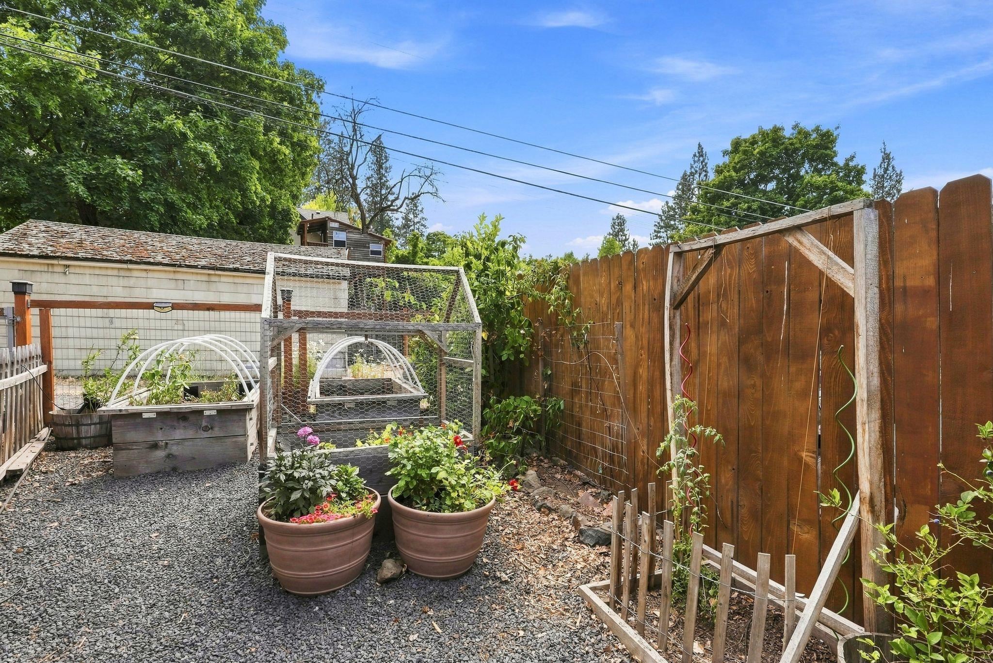 1039 W 11TH Ave - Photo 33