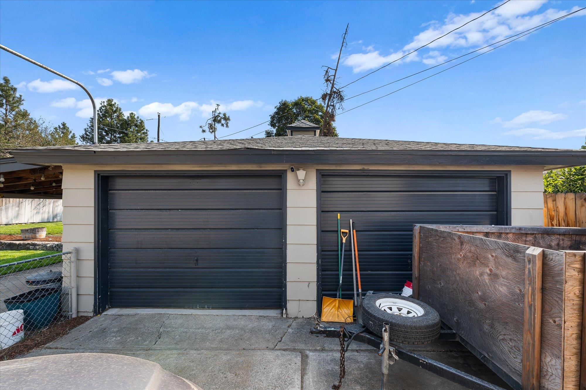 6516 N Hartley St - Photo 32