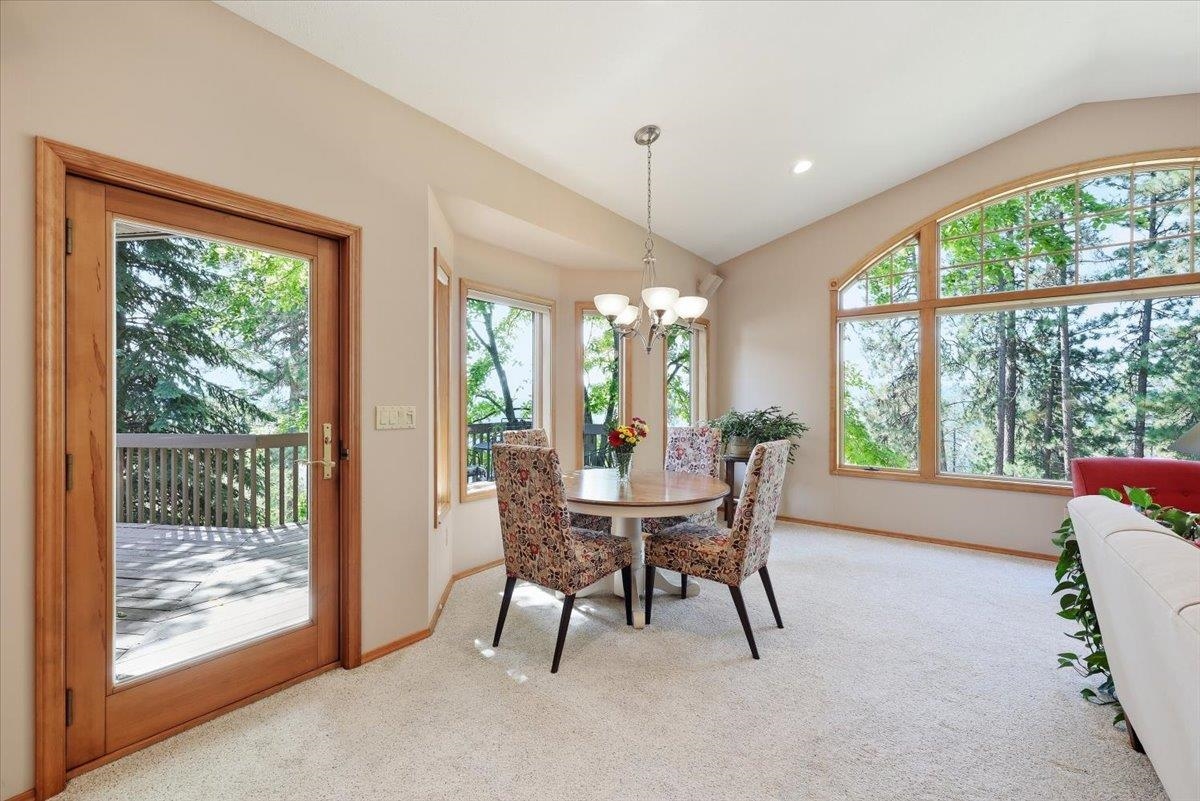 10924 S Latah Ln - Photo 8
