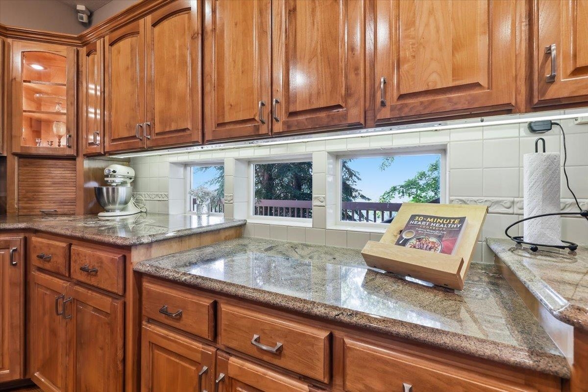10924 S Latah Ln - Photo 16