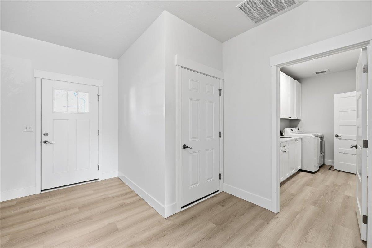1109 N Country Club Dr - Photo 5