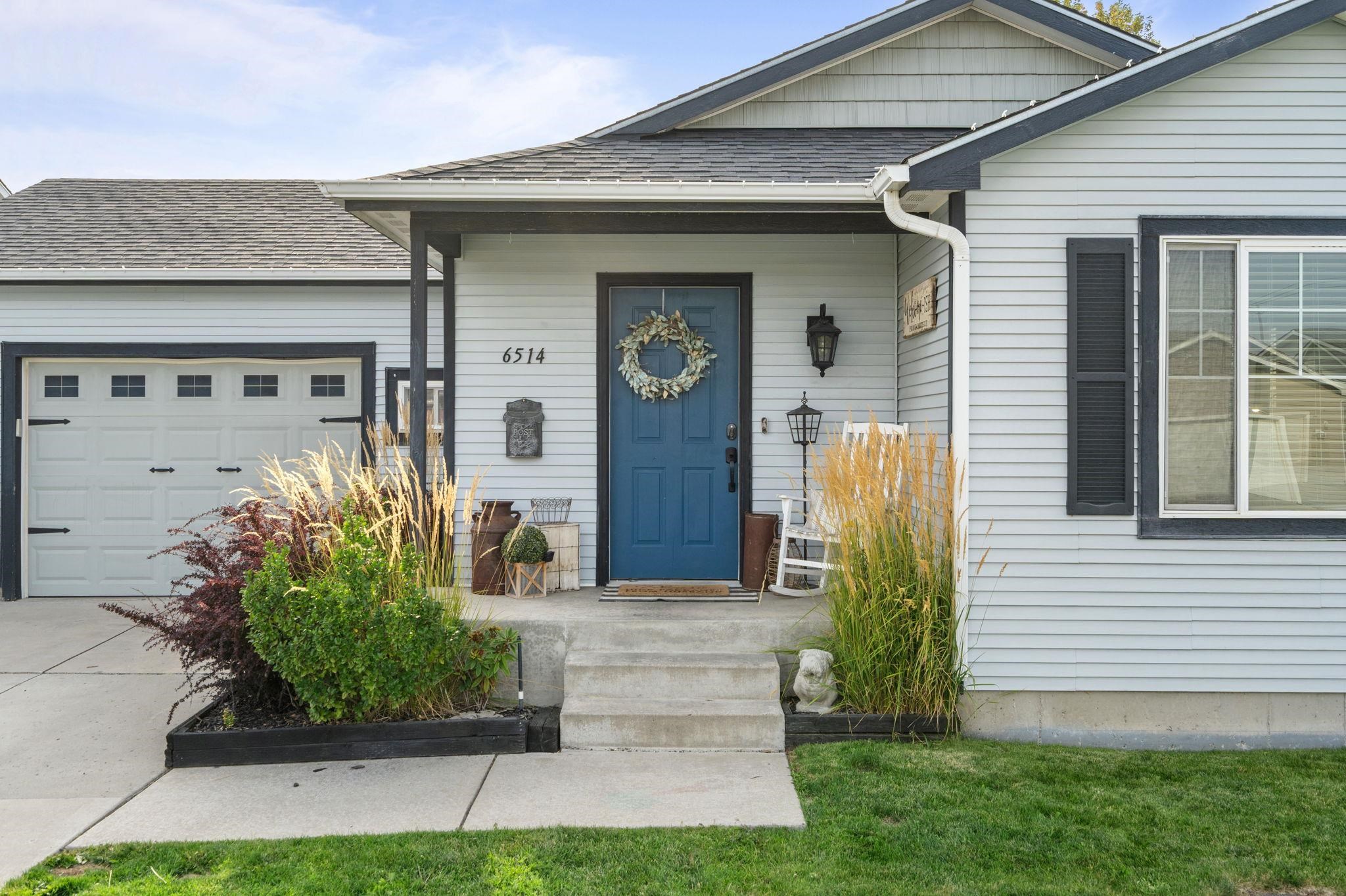6514 S Chumani Rd - Photo 2