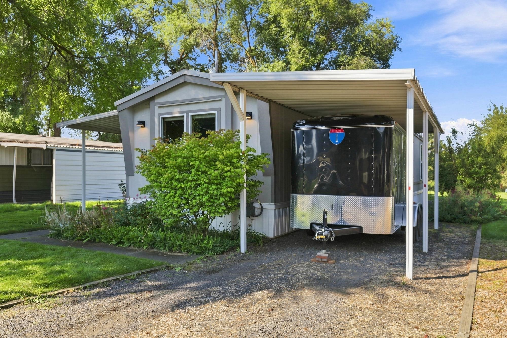 2601 N Barker Rd - Photo 3