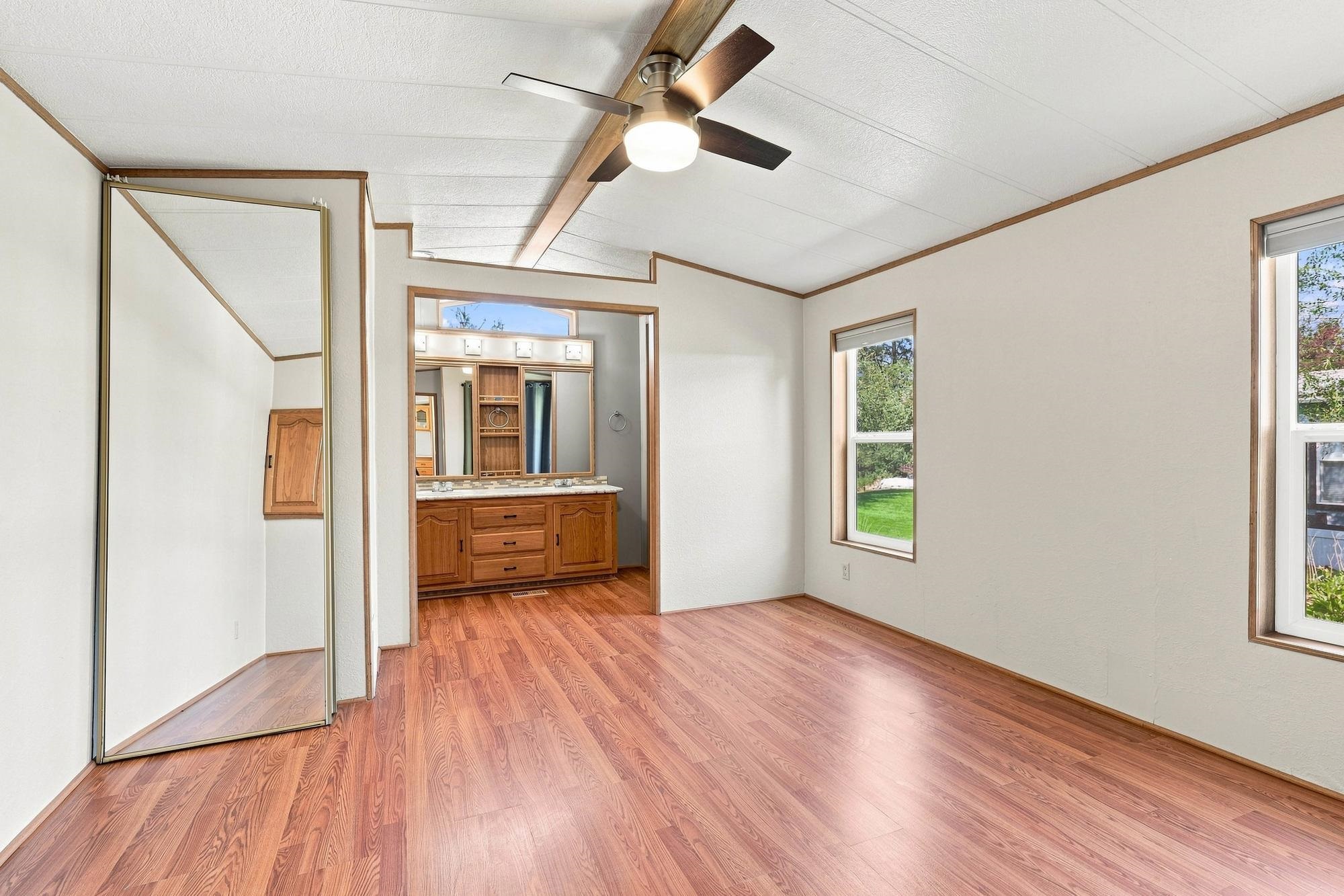 2601 N Barker Rd - Photo 7