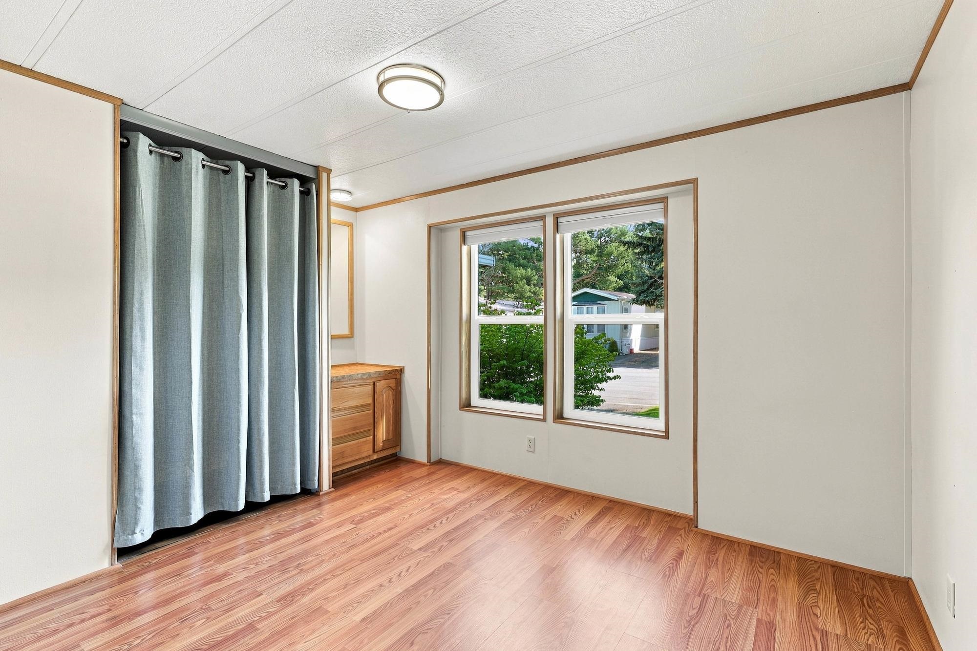 2601 N Barker Rd - Photo 11