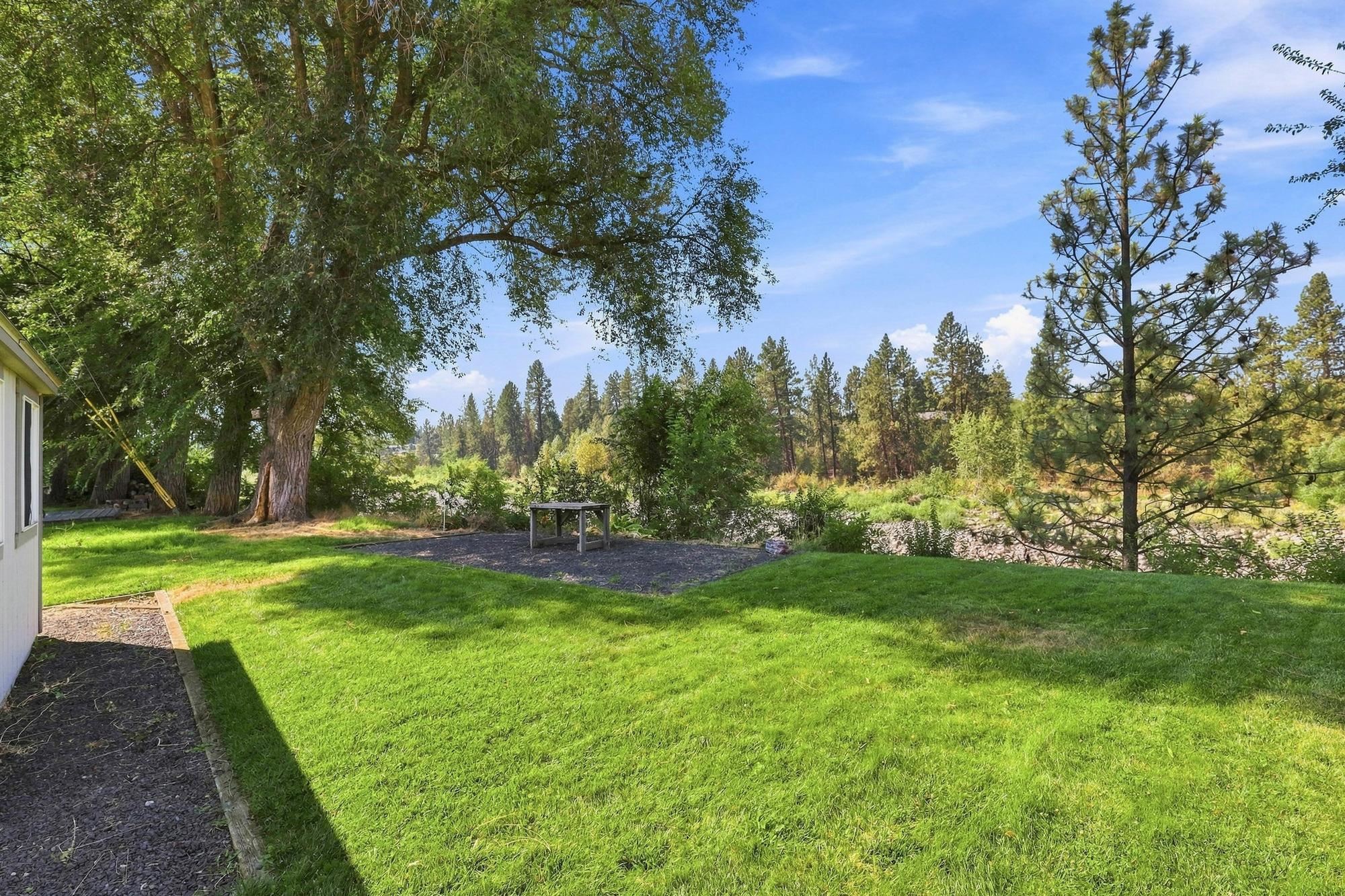 2601 N Barker Rd - Photo 18