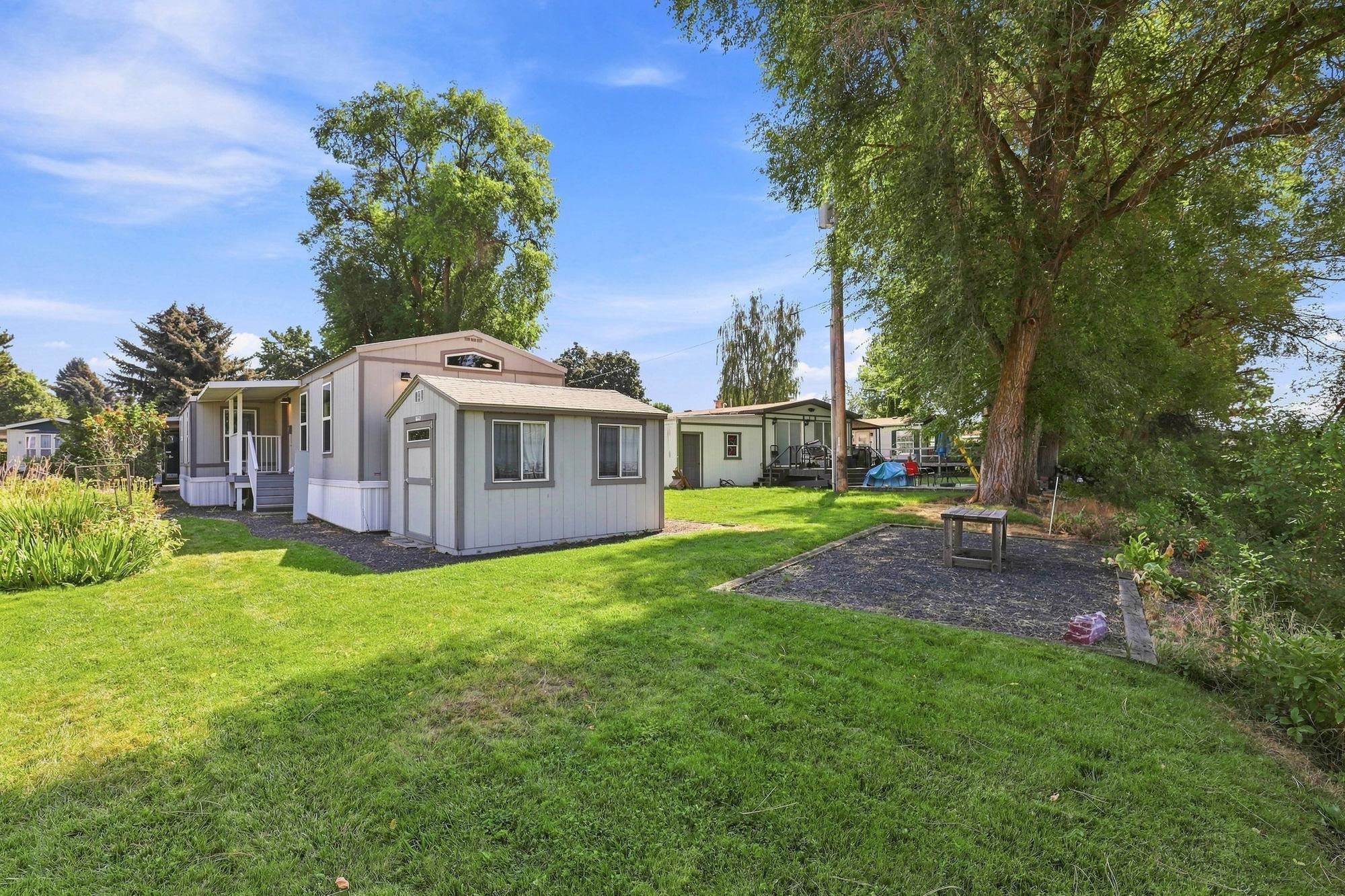 2601 N Barker Rd - Photo 22