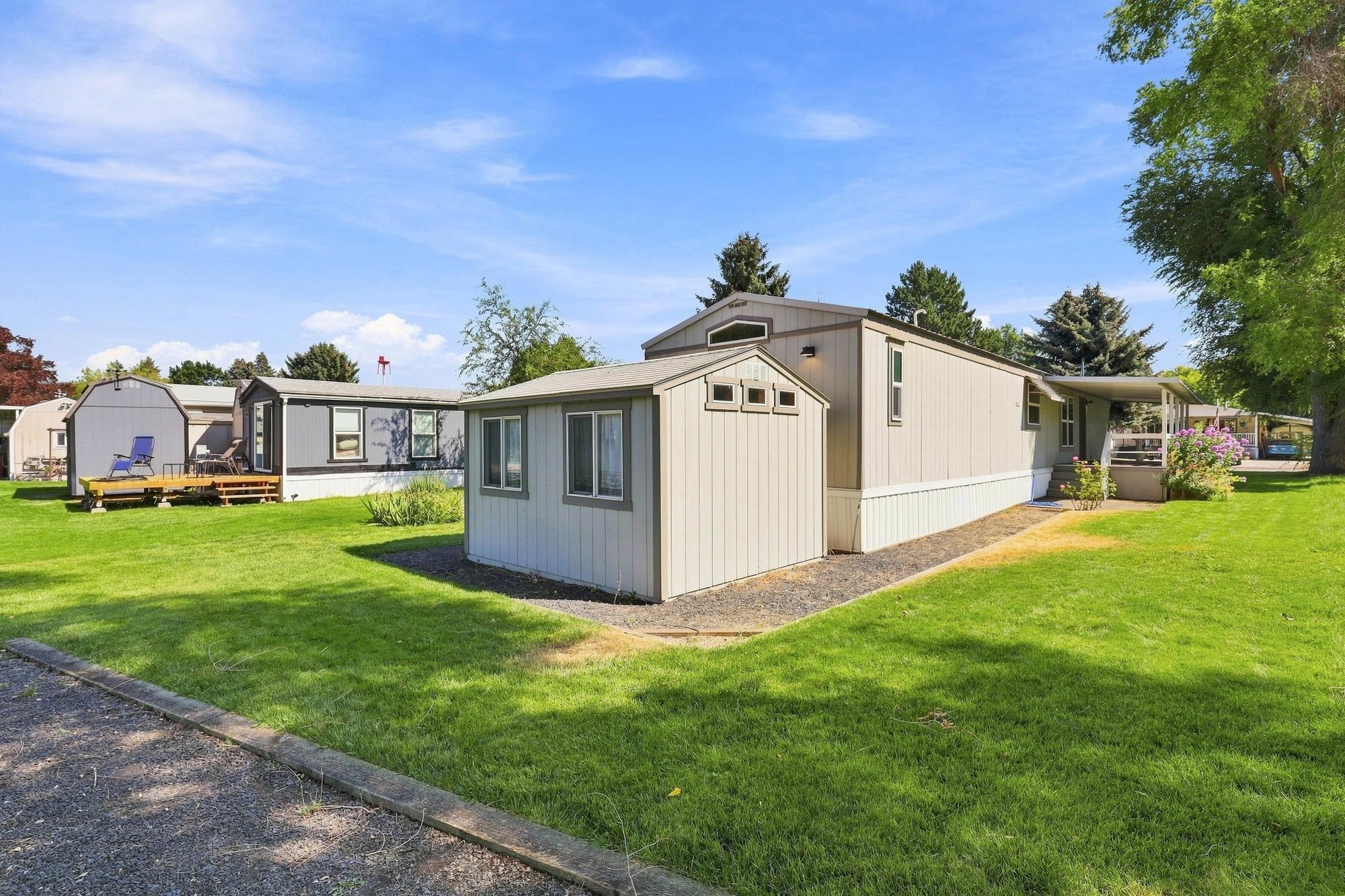 2601 N Barker Rd - Photo 23