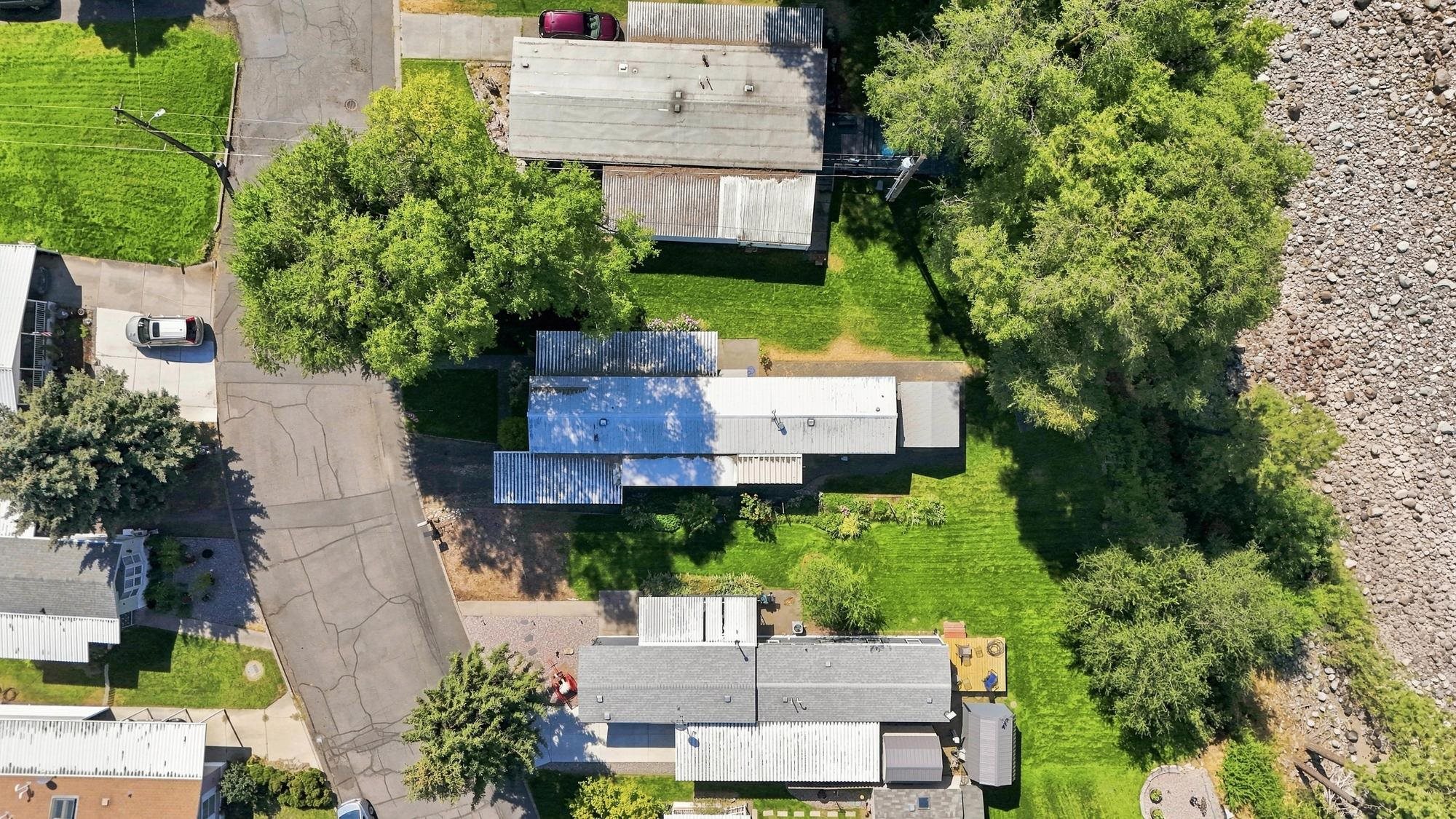 2601 N Barker Rd - Photo 25