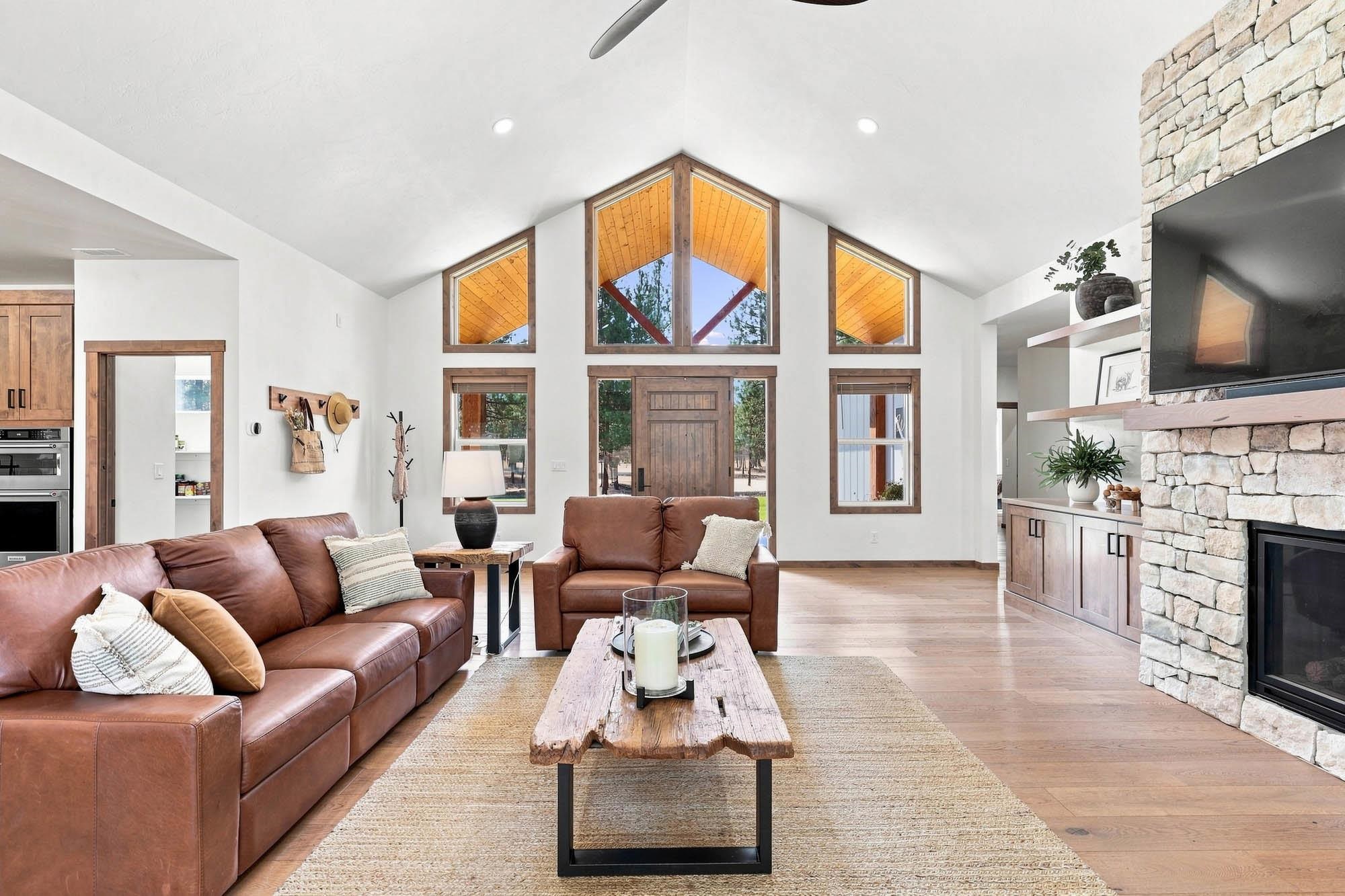 1262 W Findley Ln - Photo 4