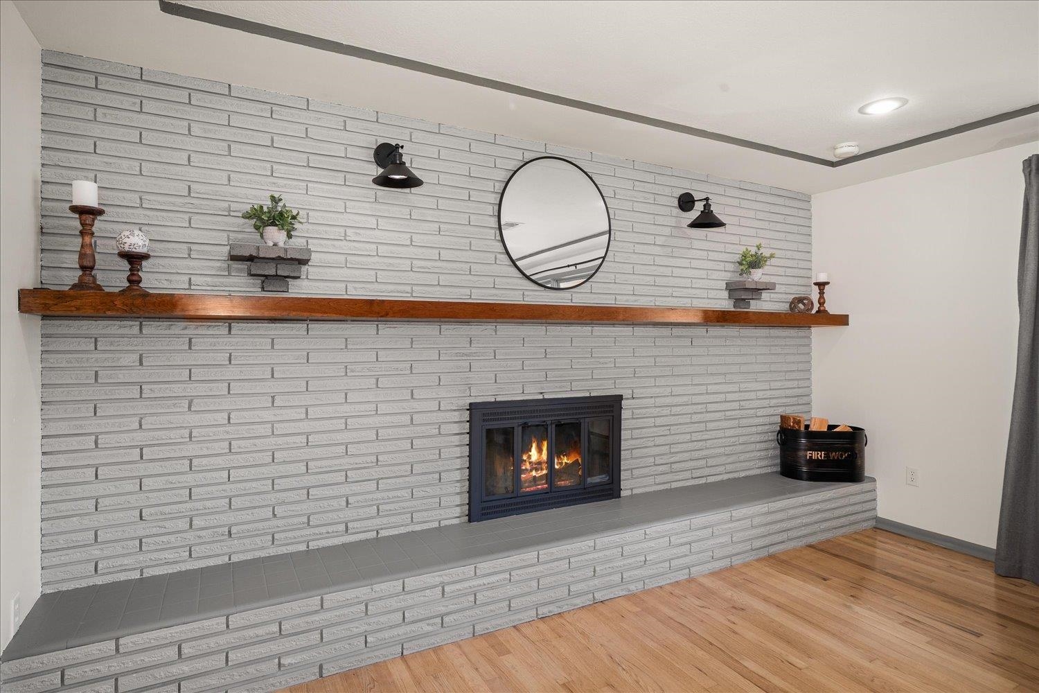 7011 N F St - Photo 8