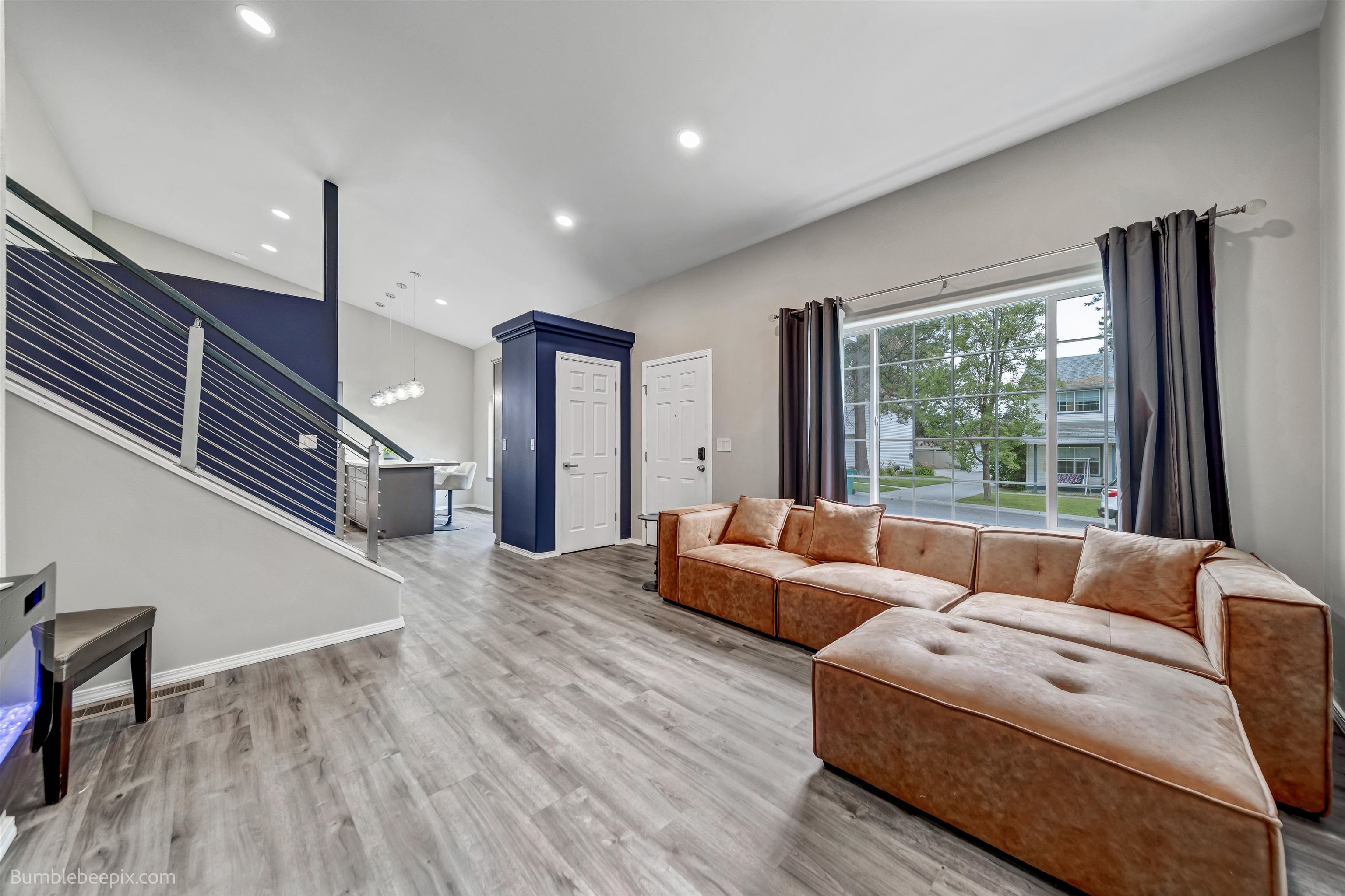 10209 E 17th Ln - Photo 4