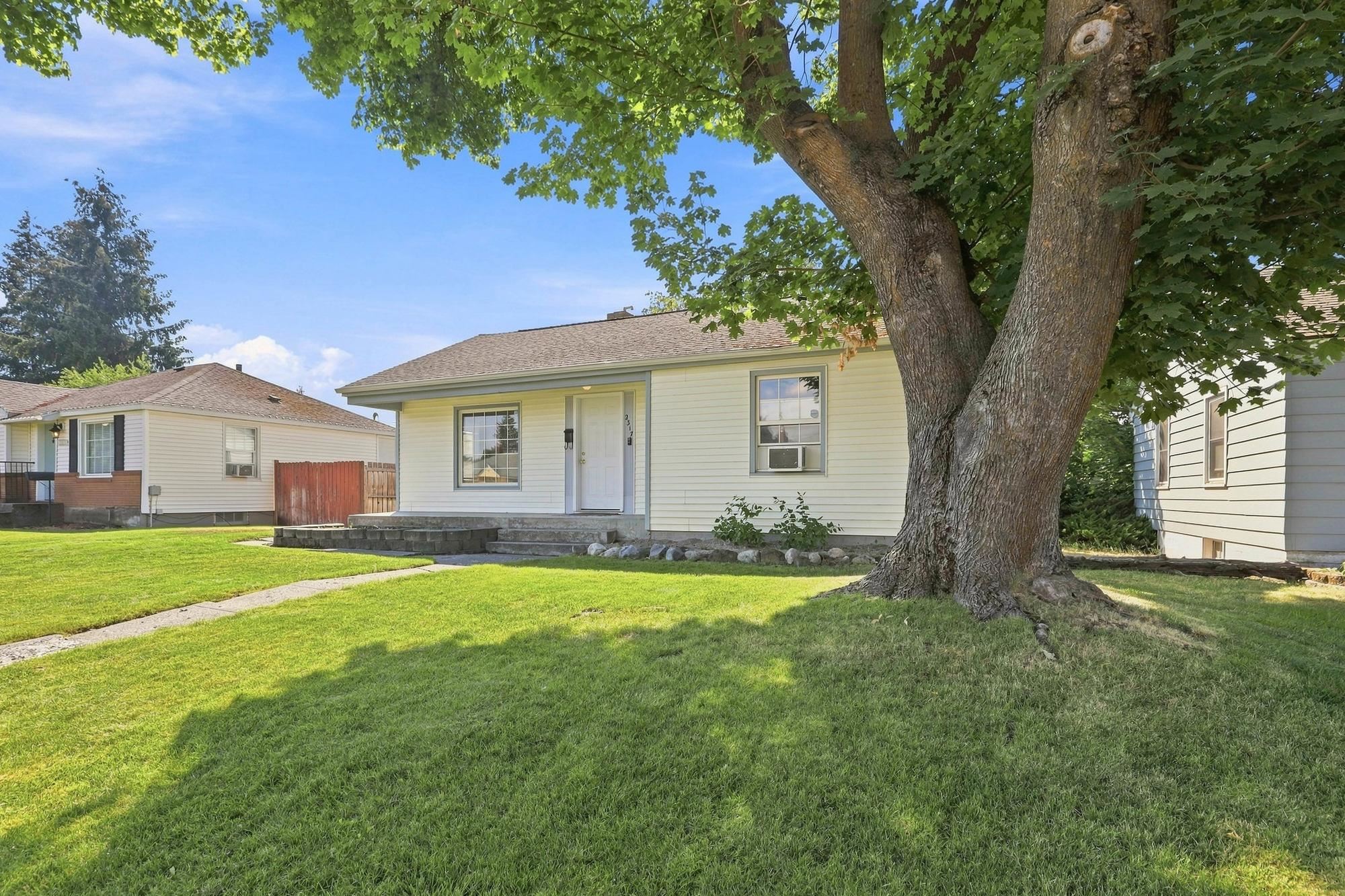 2317 W Sanson Ave - Photo 26