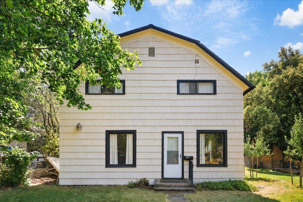 1721 W Main Ave - Photo 1