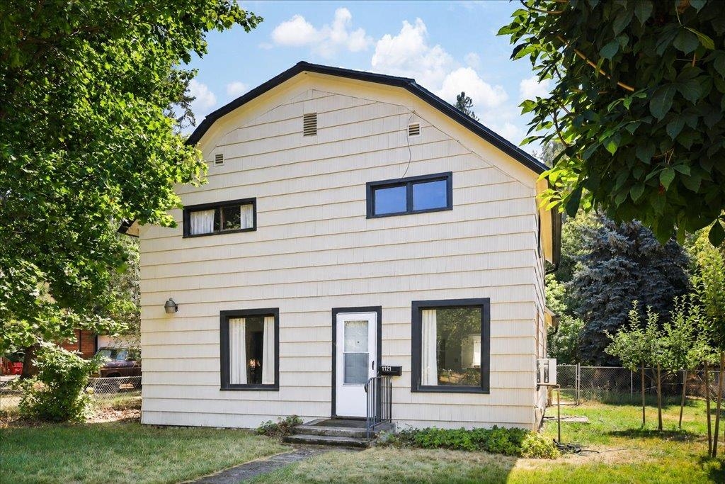 1721 W Main Ave - Photo 2