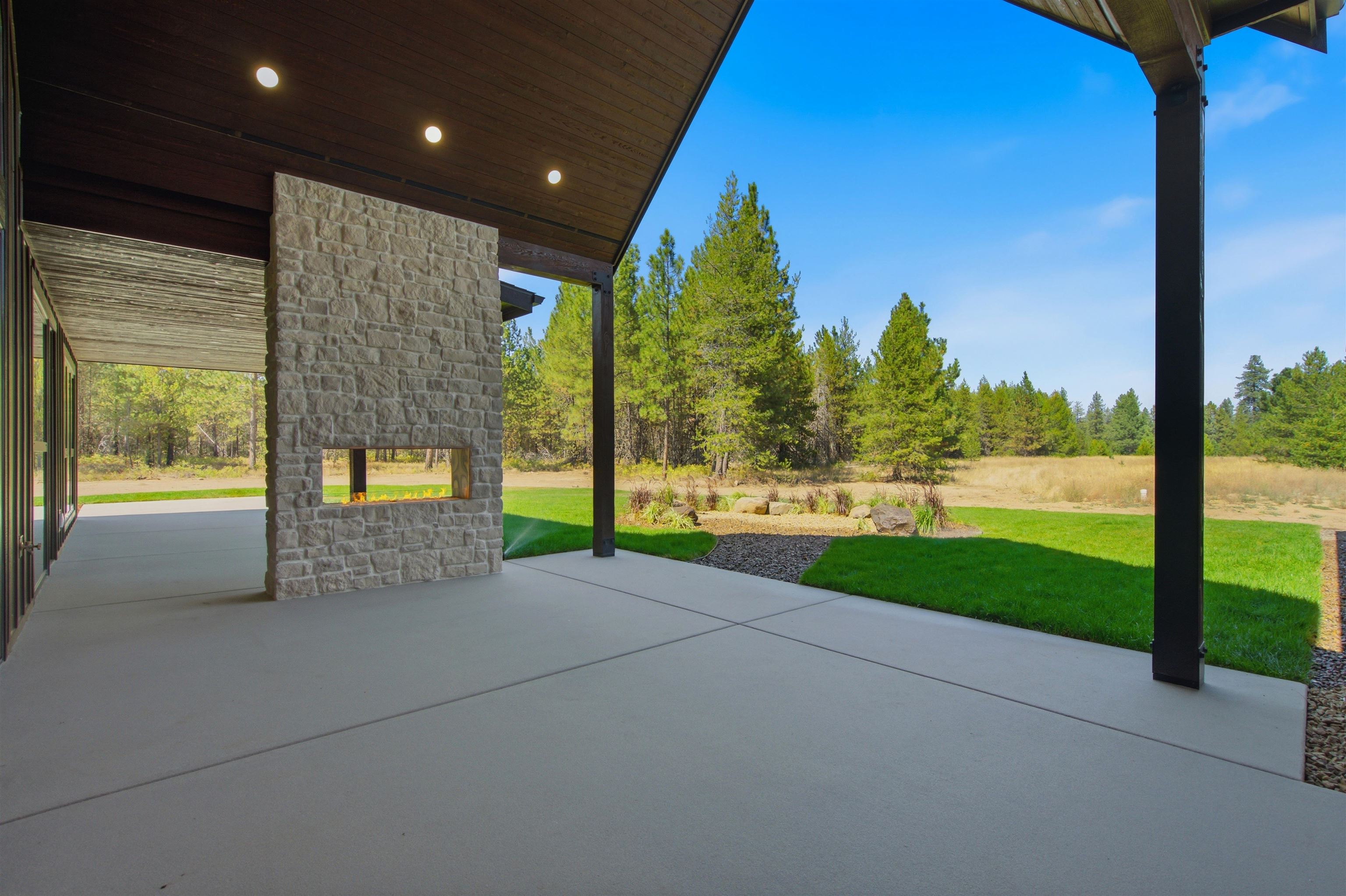 890 W Slaton Ln - Photo 43