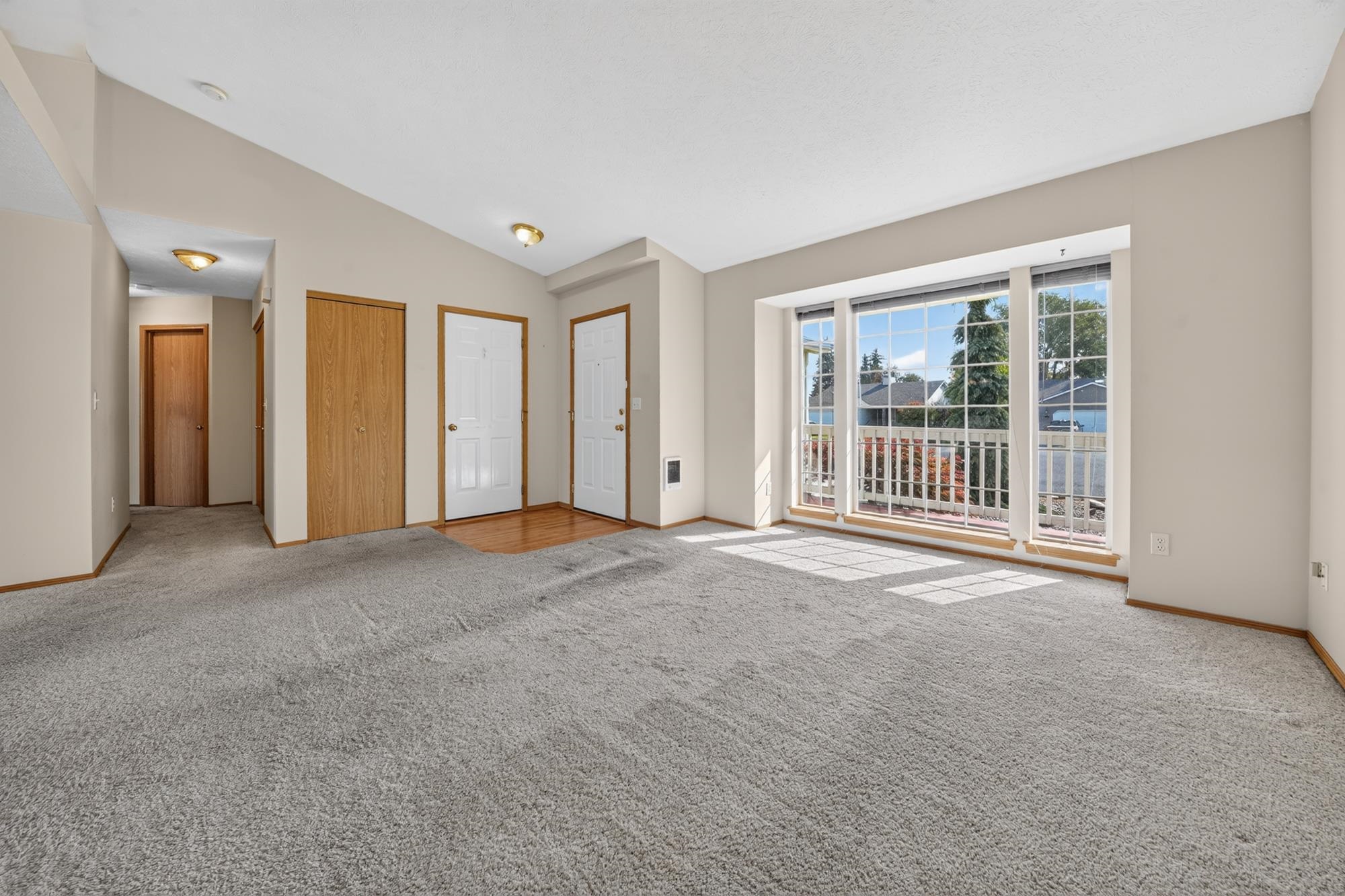 520 S Lucille Ct - Photo 3