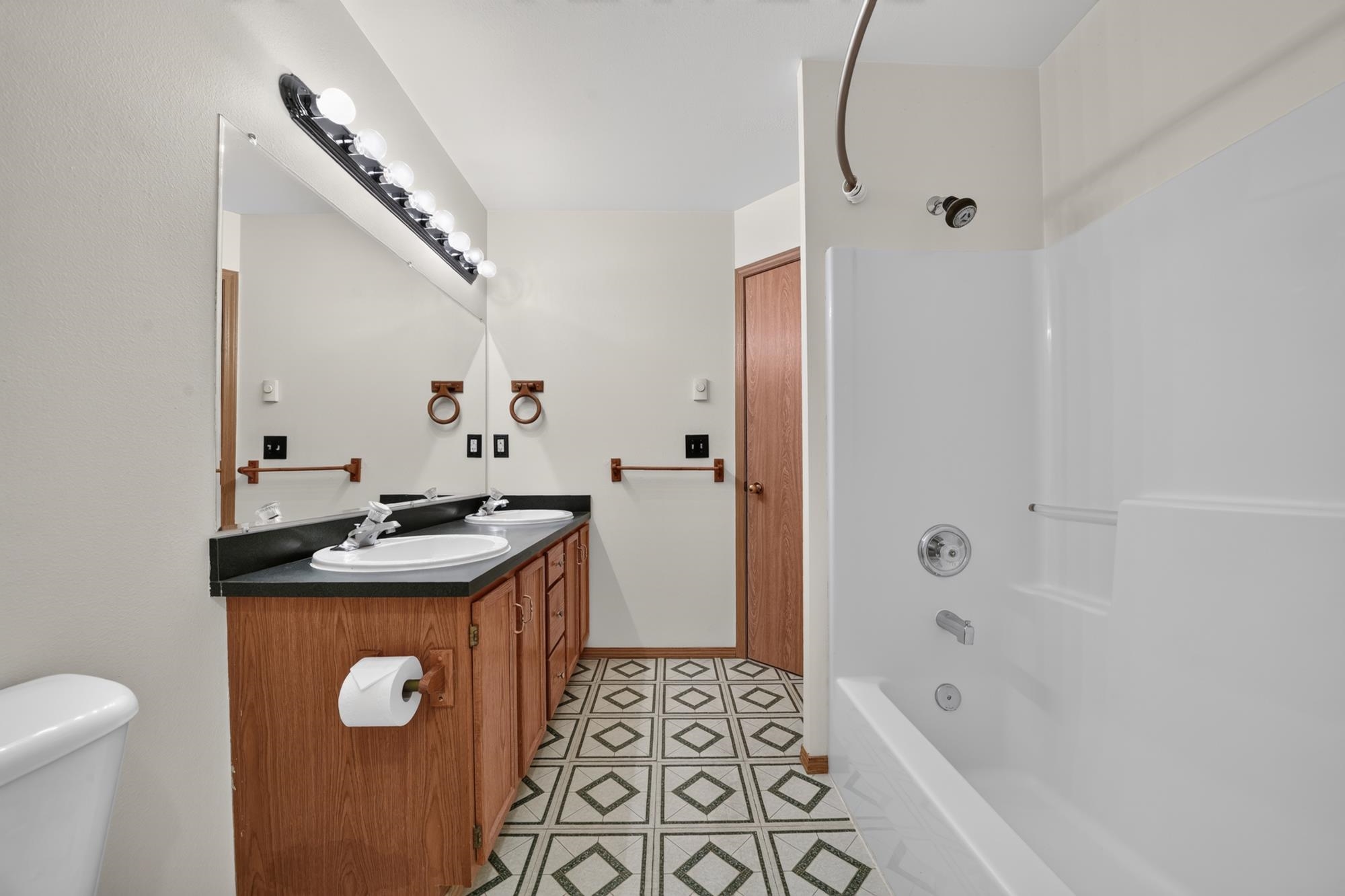 520 S Lucille Ct - Photo 24