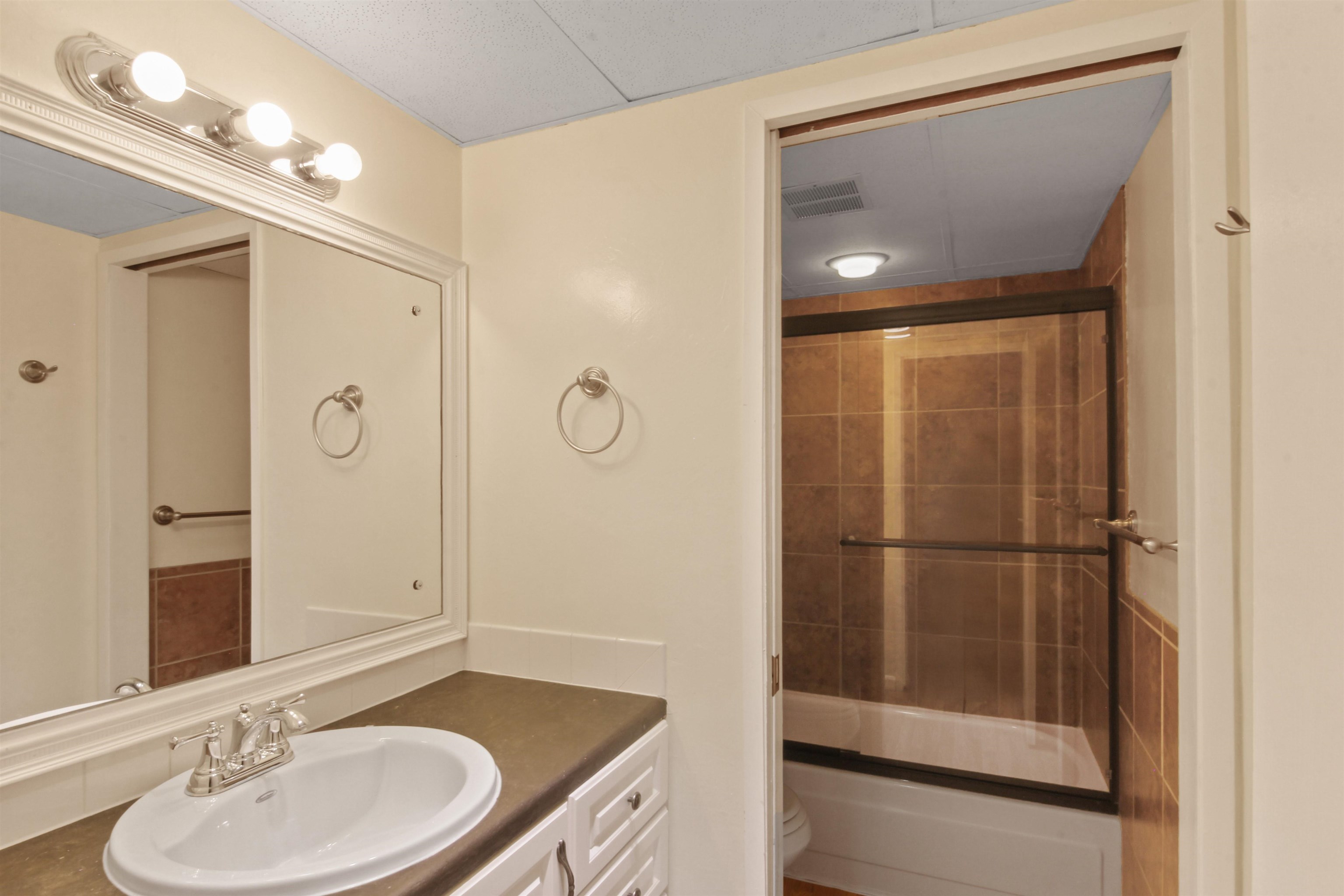 1311 S WESTCLIFF Pl - Photo 9