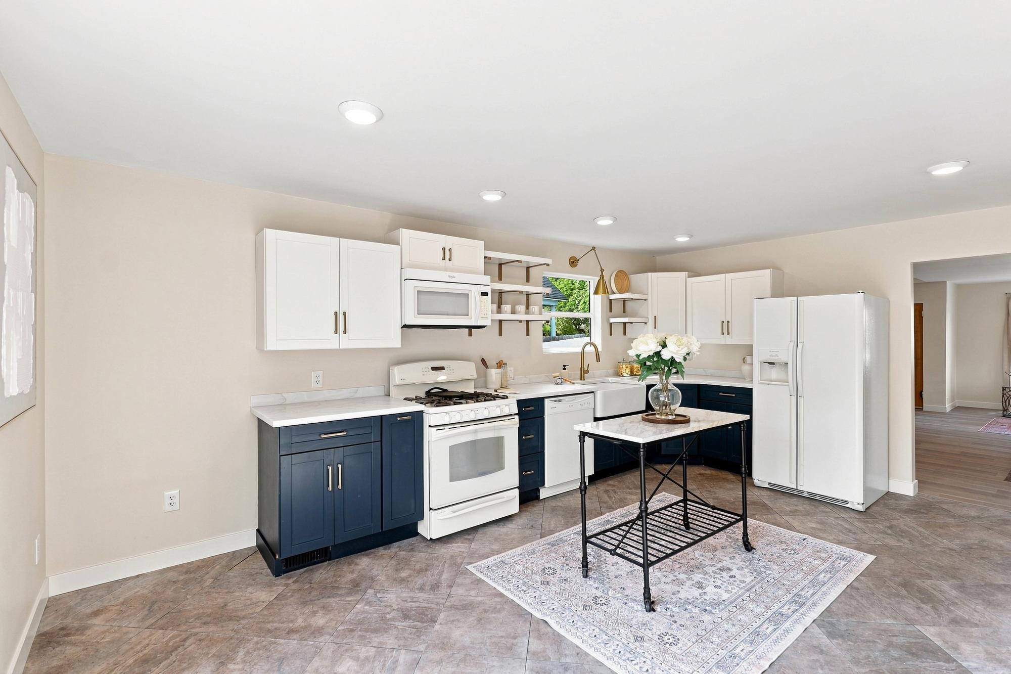 717 S Laura St - Photo 12