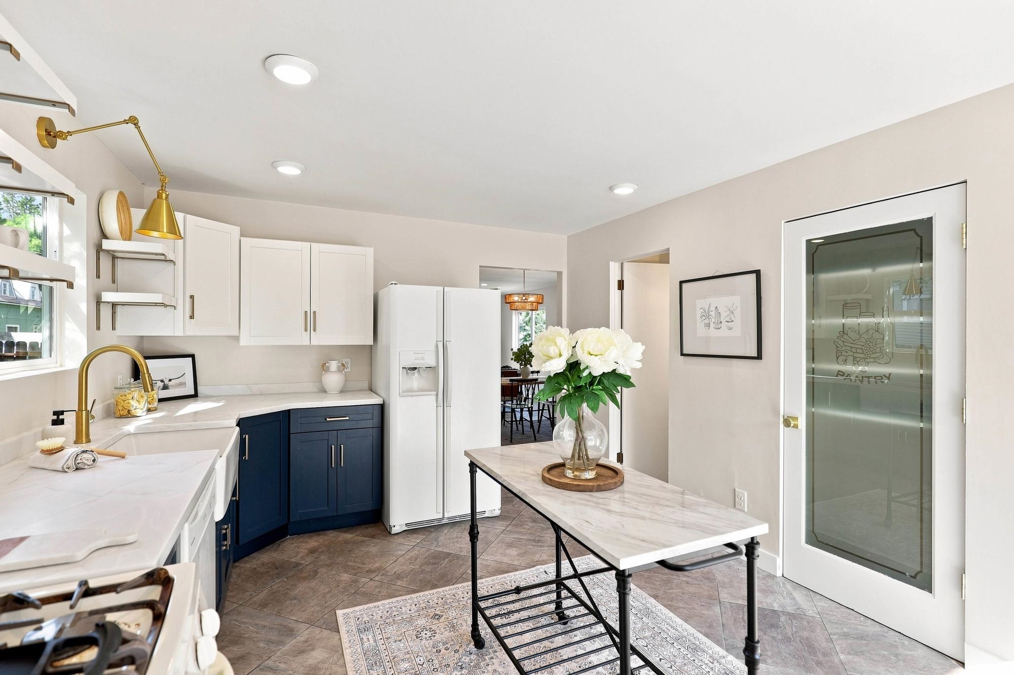 717 S Laura St - Photo 14
