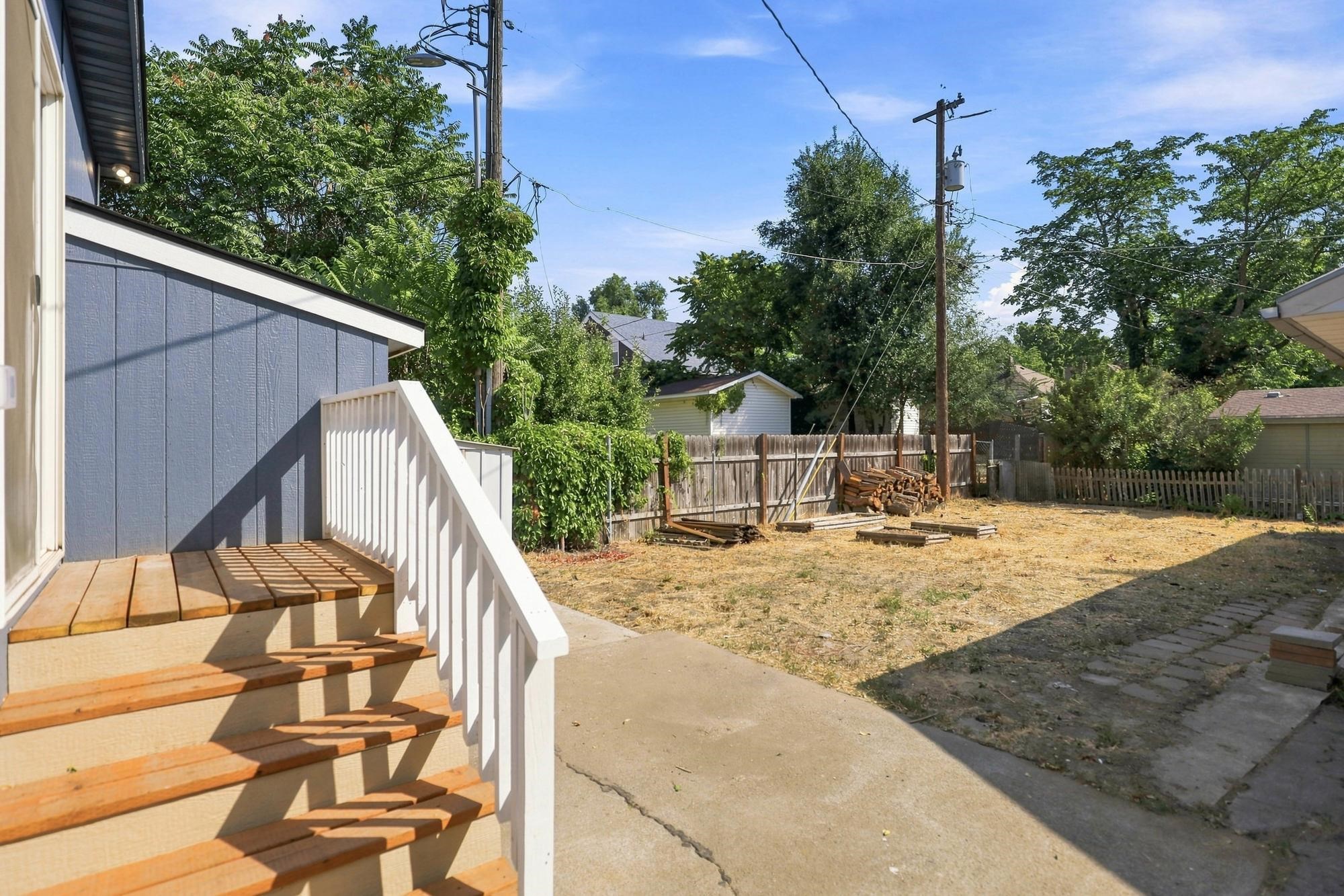 717 S Laura St - Photo 32