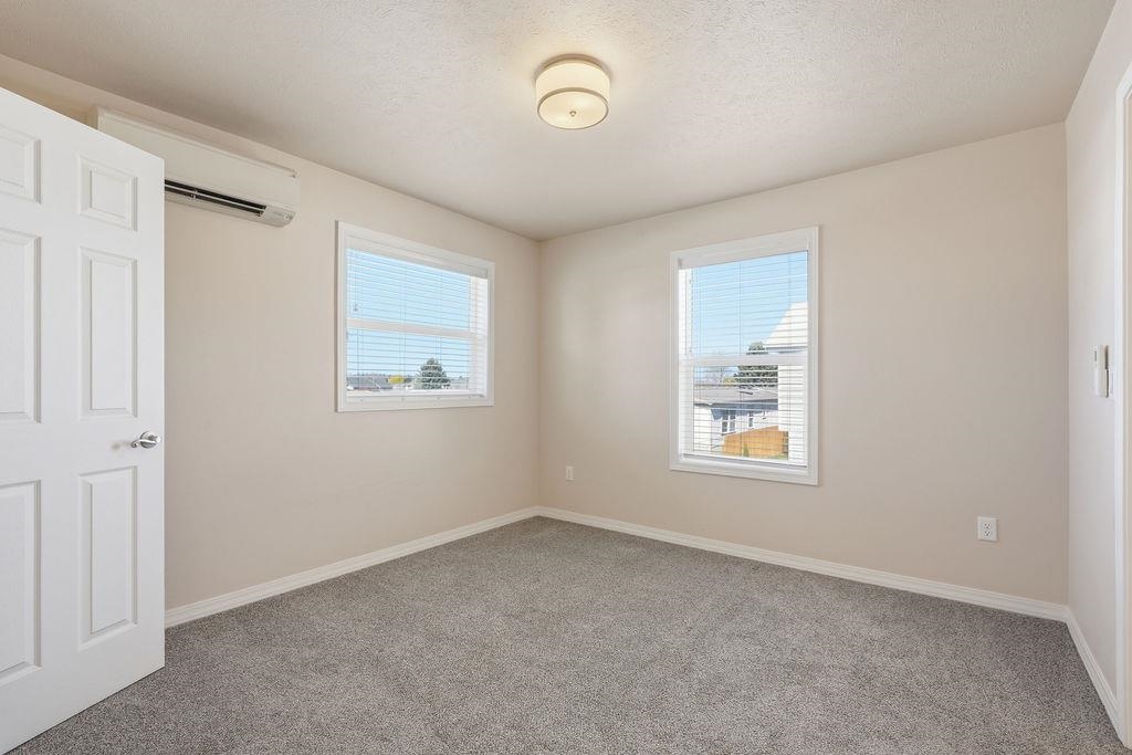 7125 N Crestline St - Photo 19