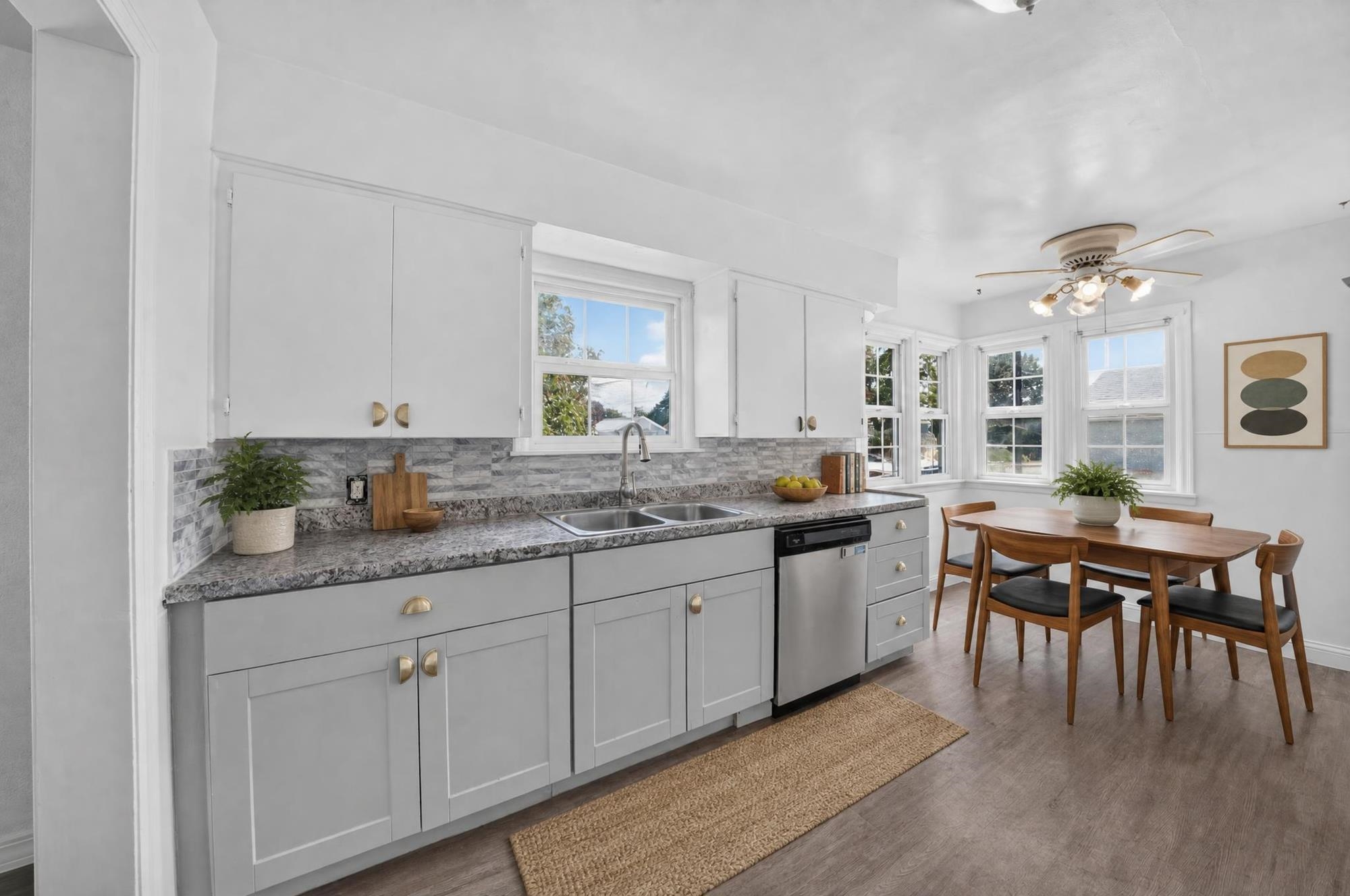 1658 E Rich Ave - Photo 13