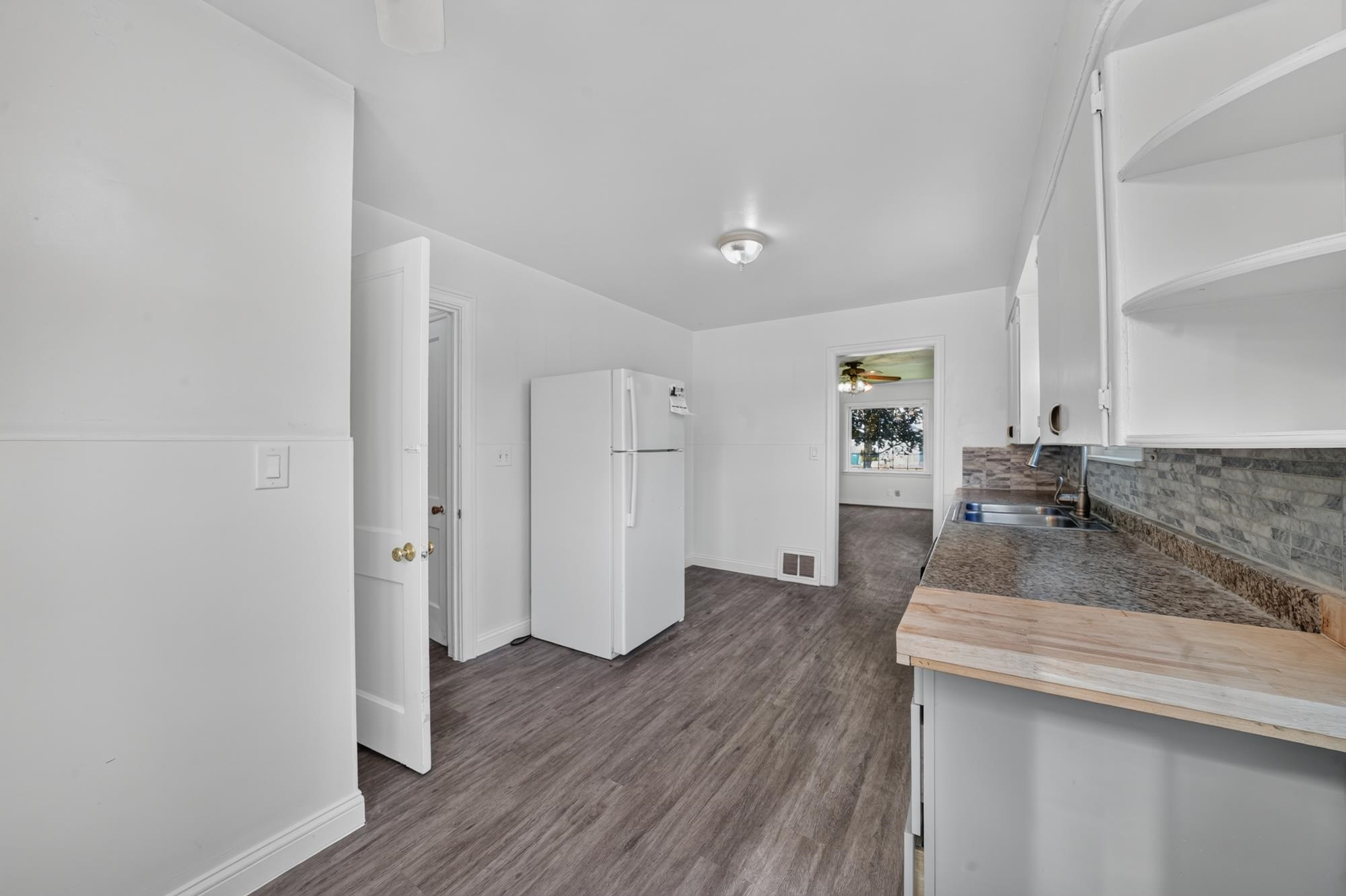1658 E Rich Ave - Photo 15