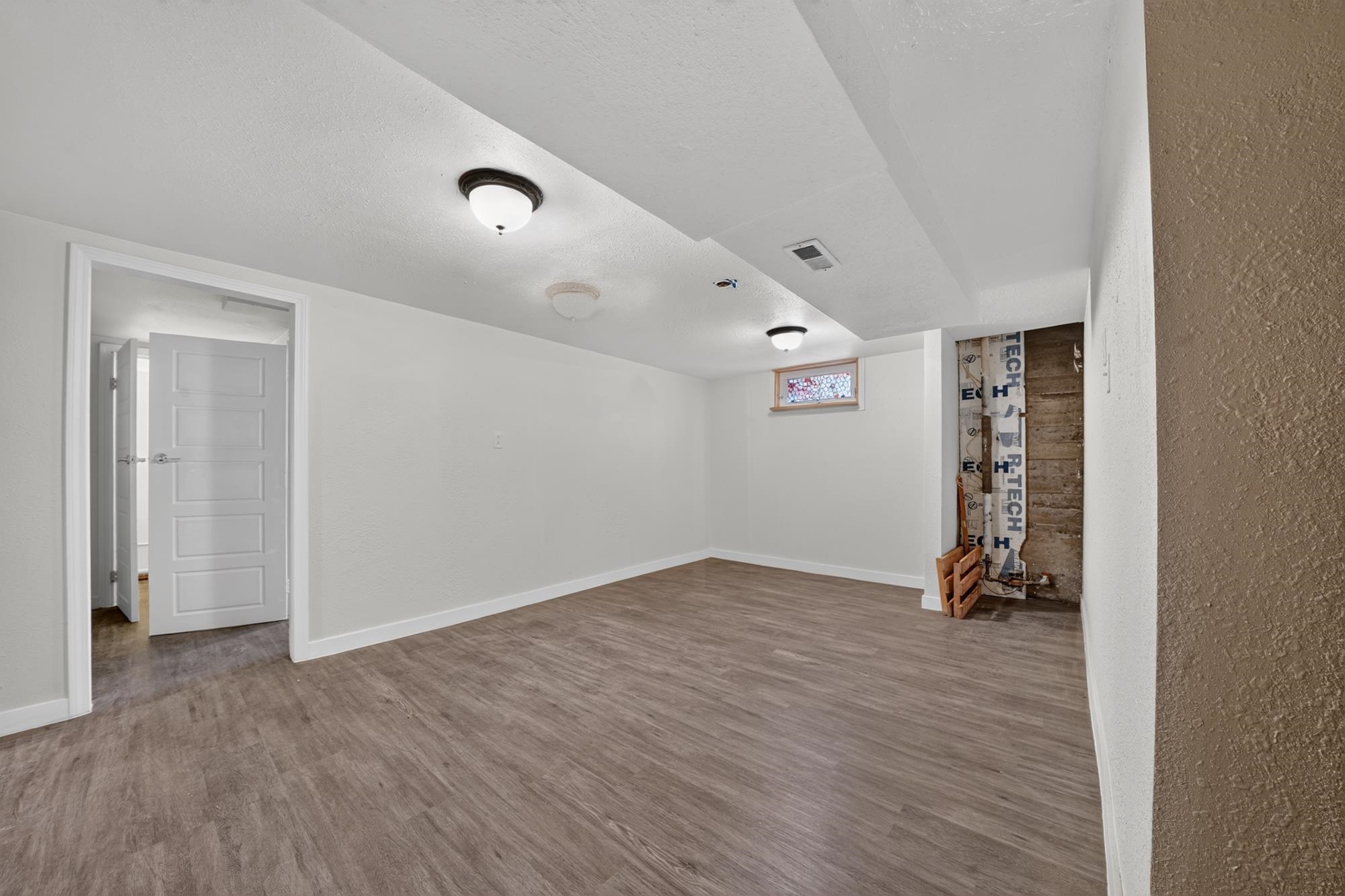 1658 E Rich Ave - Photo 23