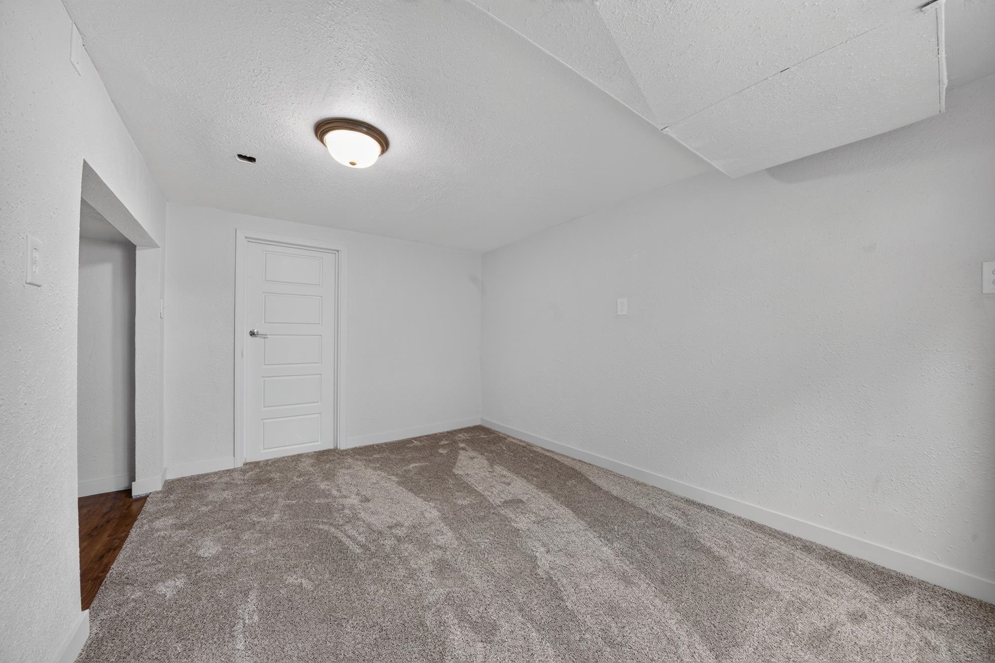 1658 E Rich Ave - Photo 28