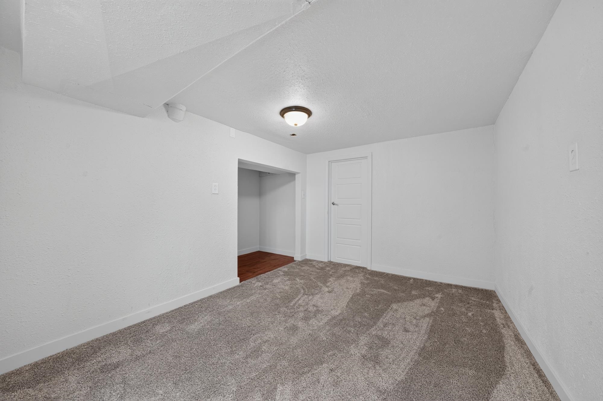 1658 E Rich Ave - Photo 29