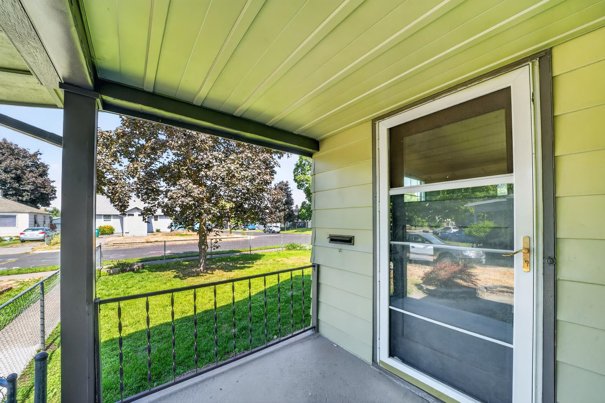 1658 E Rich Ave - Photo 45