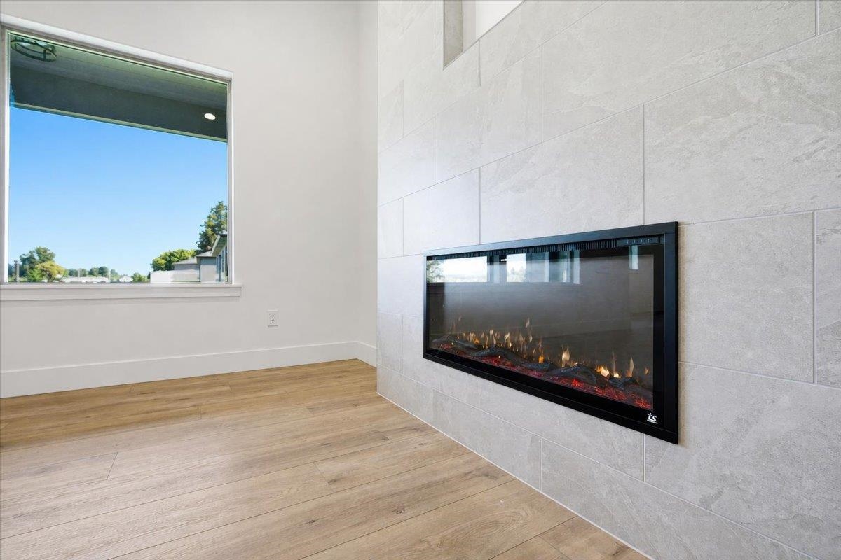 36 W 12th St - Photo 8