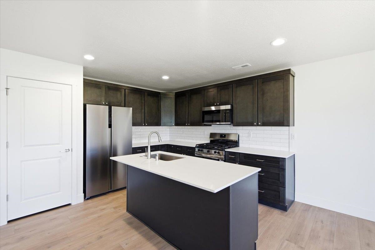 36 W 12th St - Photo 11