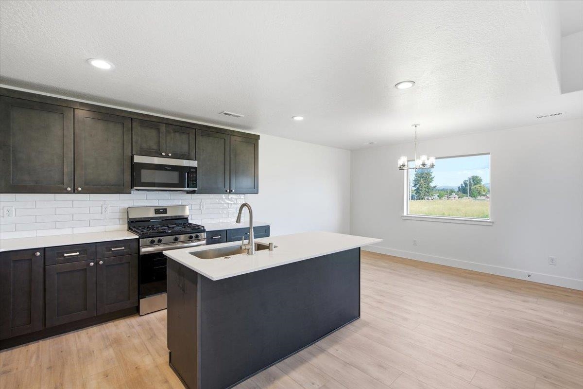 36 W 12th St - Photo 13