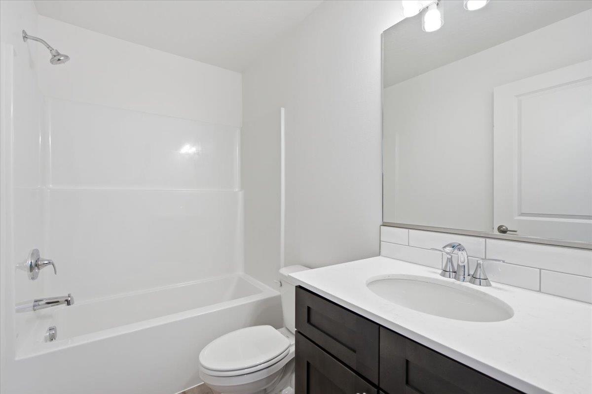 36 W 12th St - Photo 26