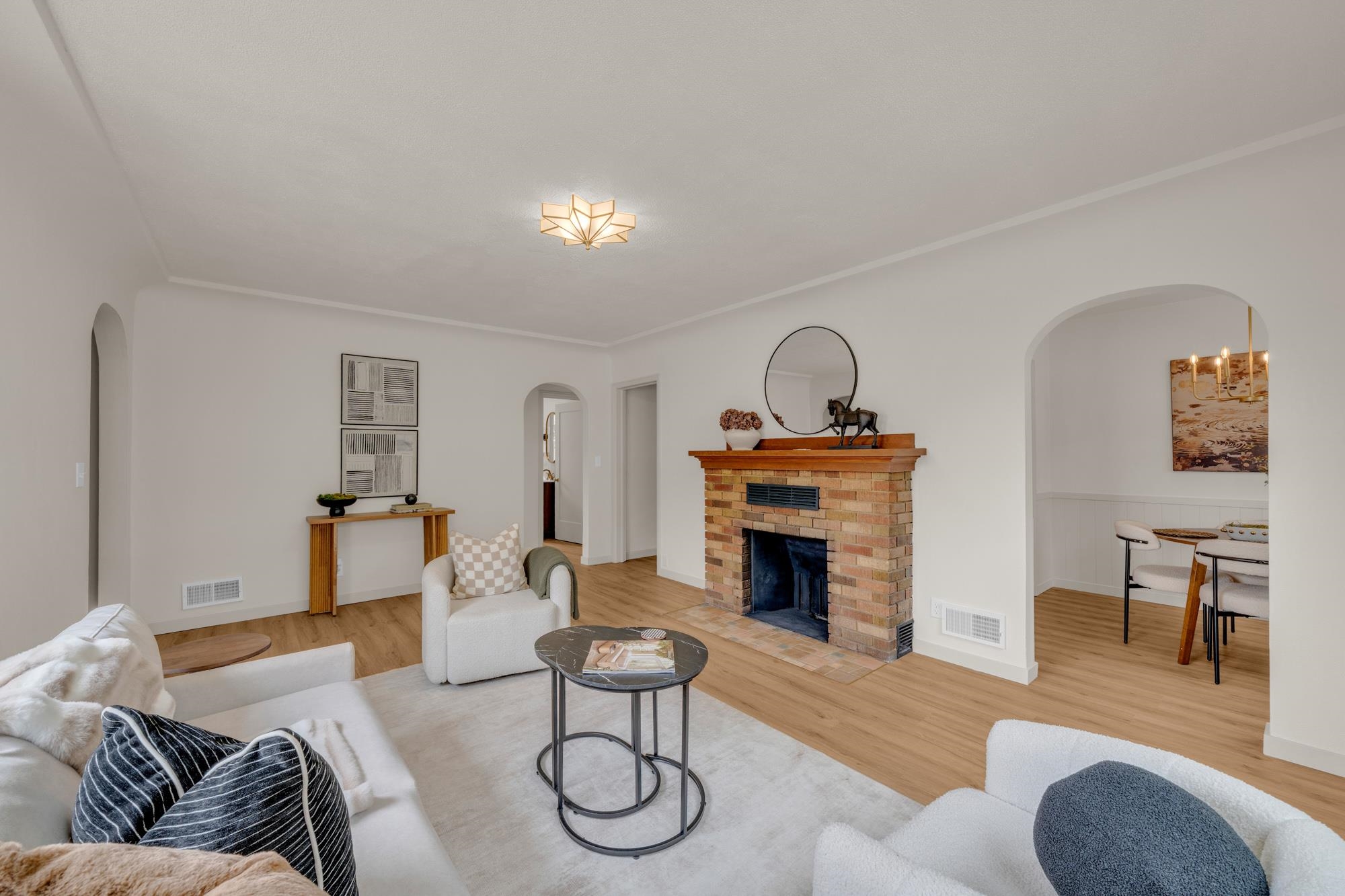 2524 W Liberty Ave - Photo 3