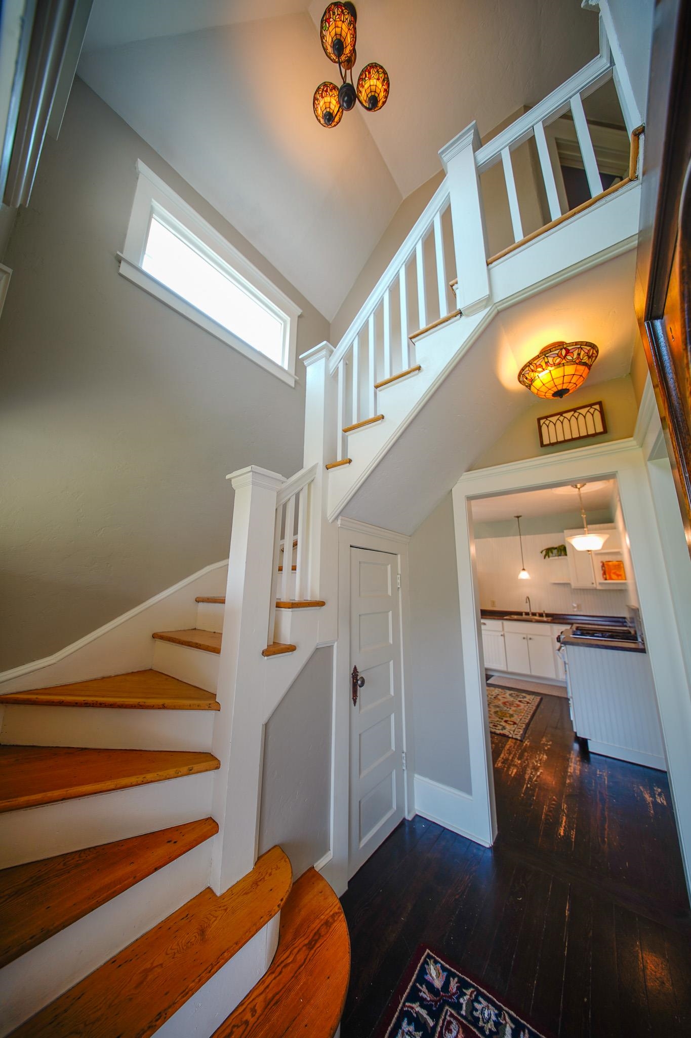 1711 N Normandie St - Photo 5