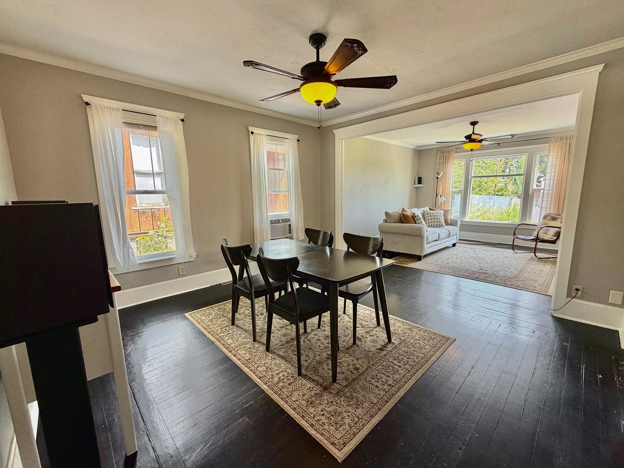 1711 N Normandie St - Photo 9