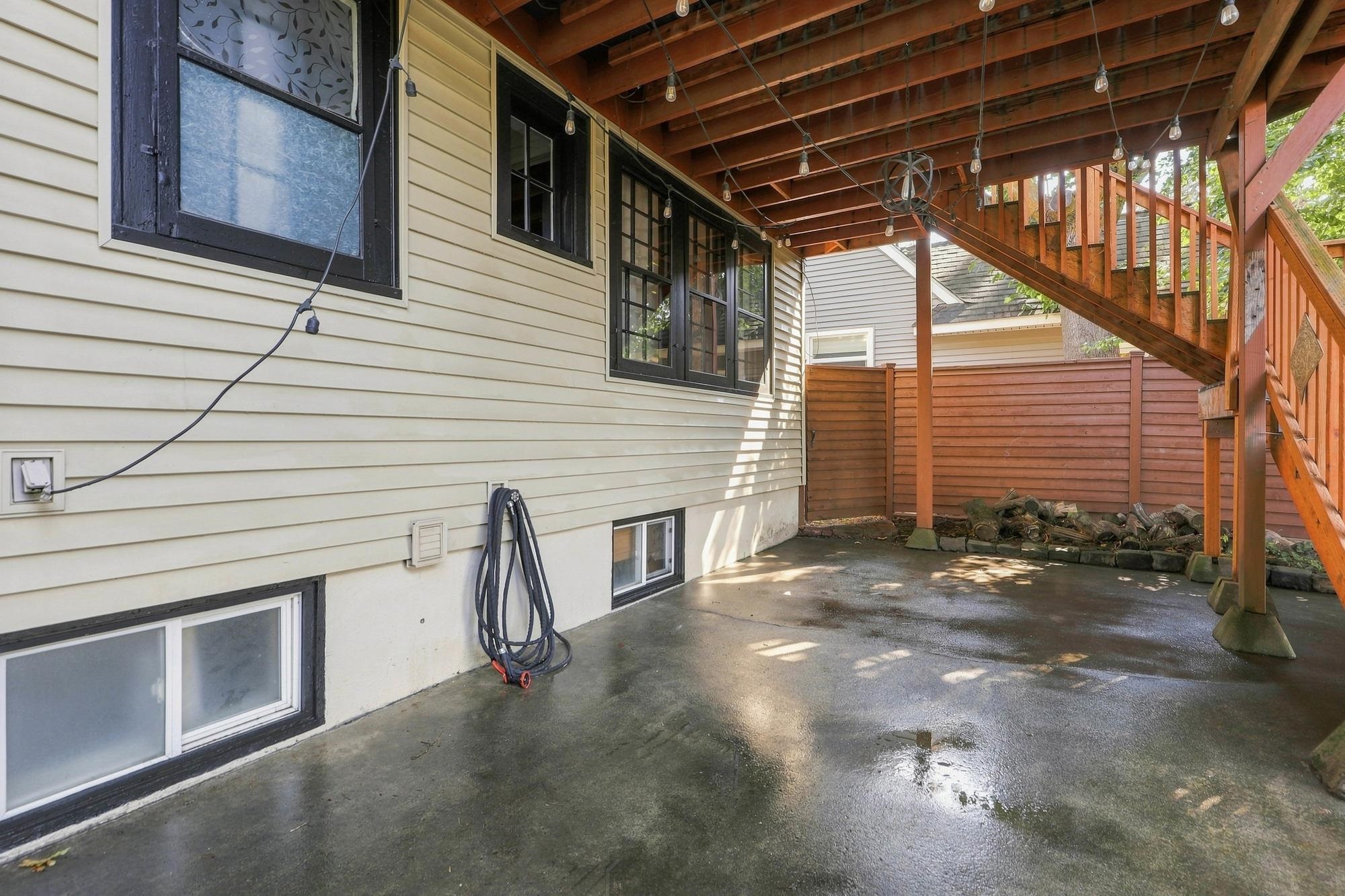 2324 S Jefferson St - Photo 34