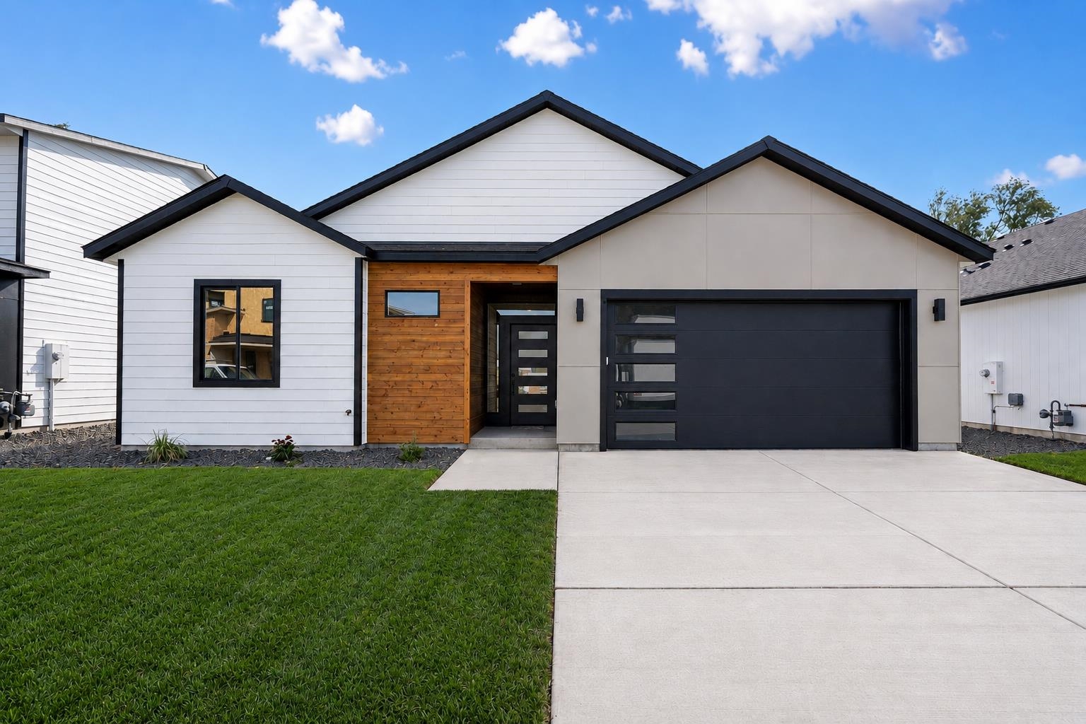 416 N Moen Ln - Photo 1