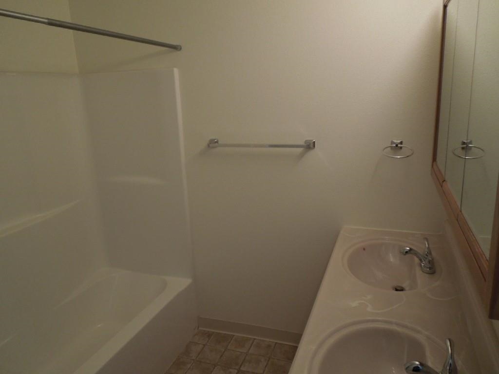 1216 E 18th Ave - Photo 8