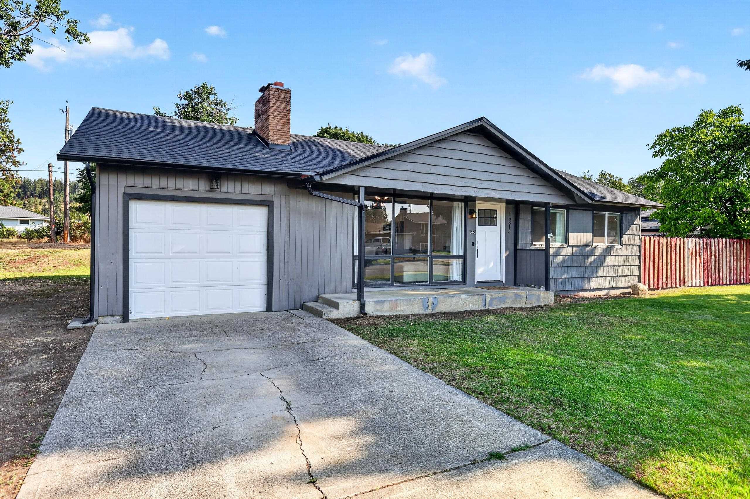 15815 E Heroy Ave - Photo 2