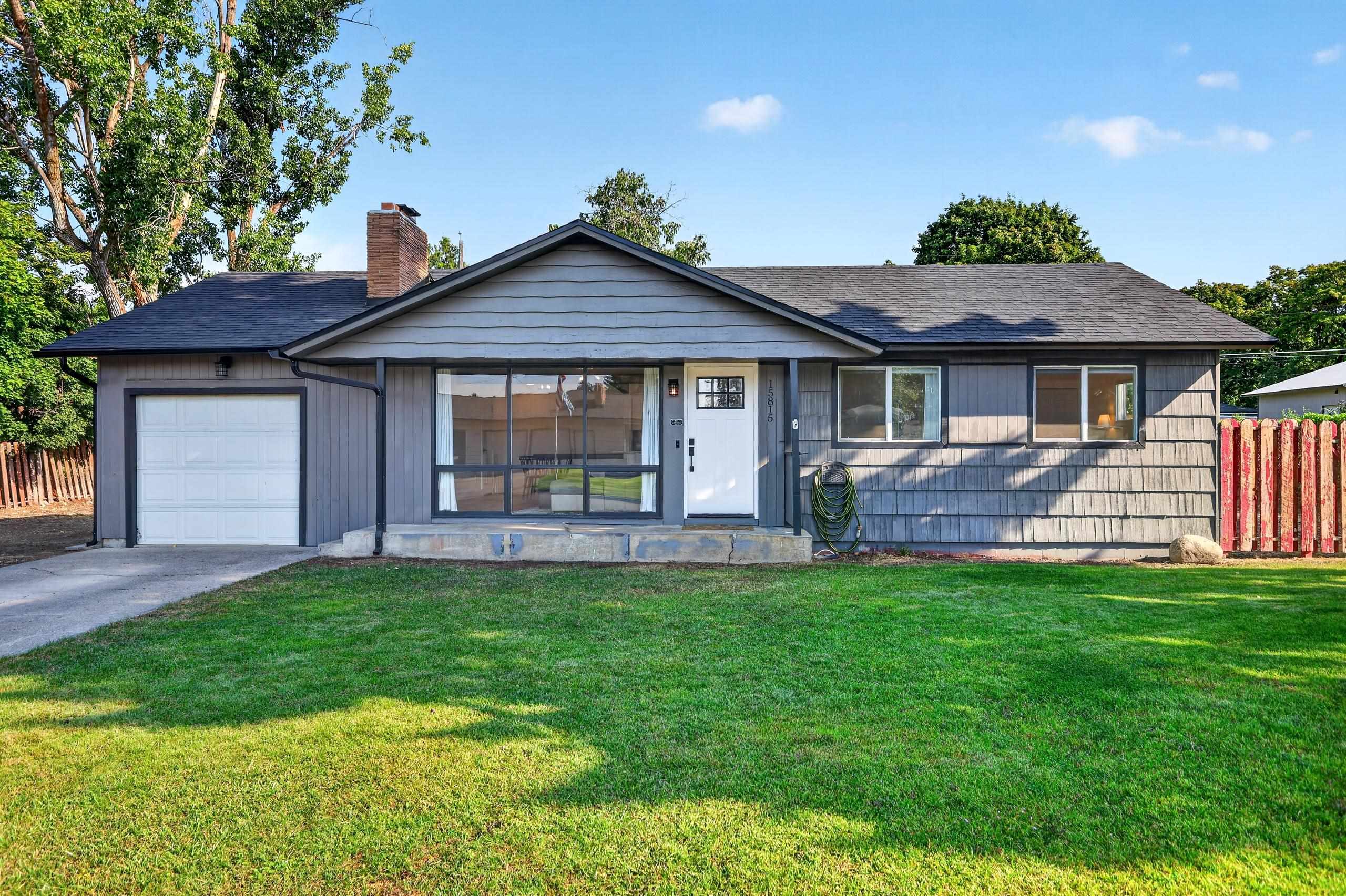 15815 E Heroy Ave - Photo 1