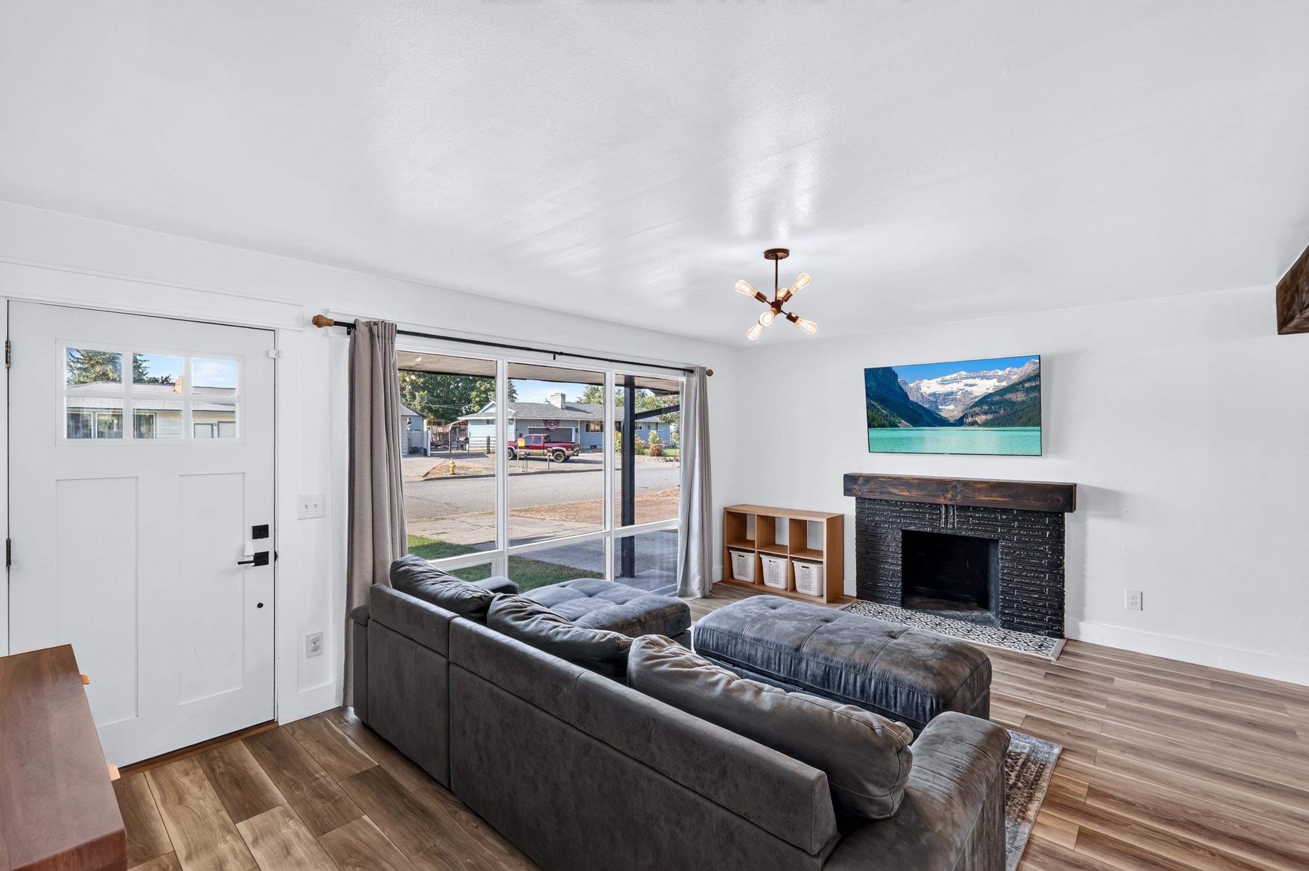 15815 E Heroy Ave - Photo 5
