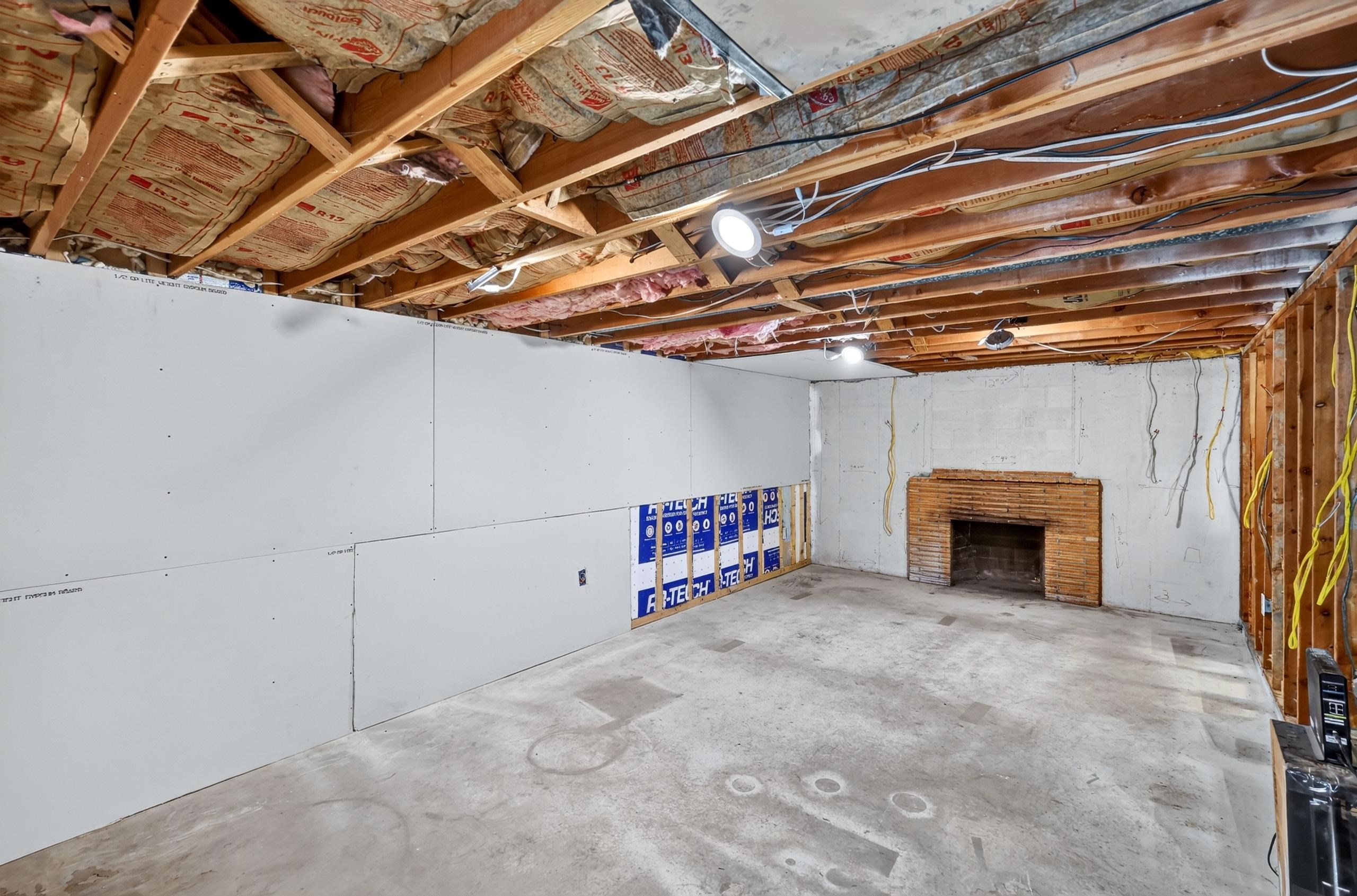 15815 E Heroy Ave - Photo 32