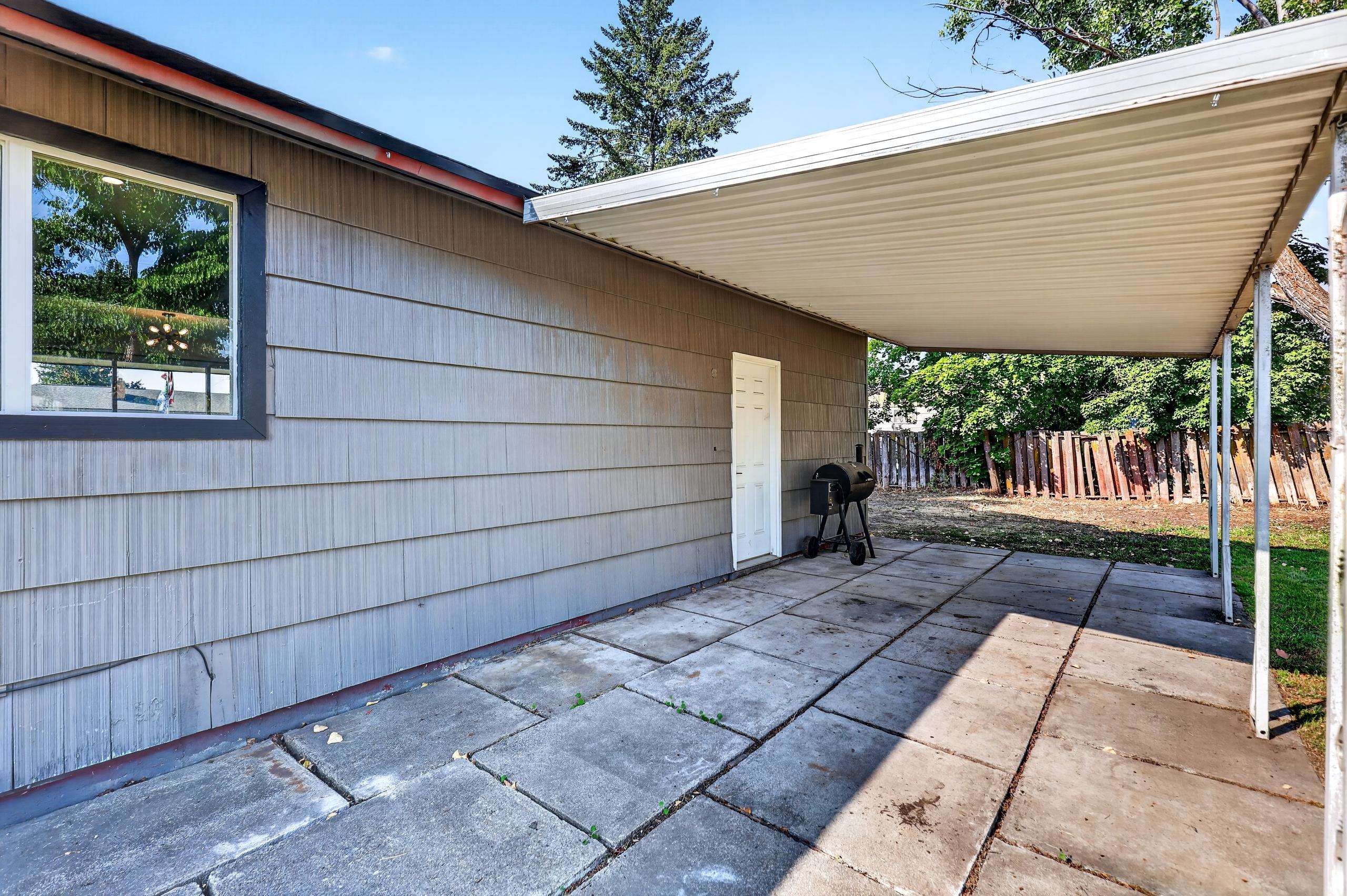 15815 E Heroy Ave - Photo 41