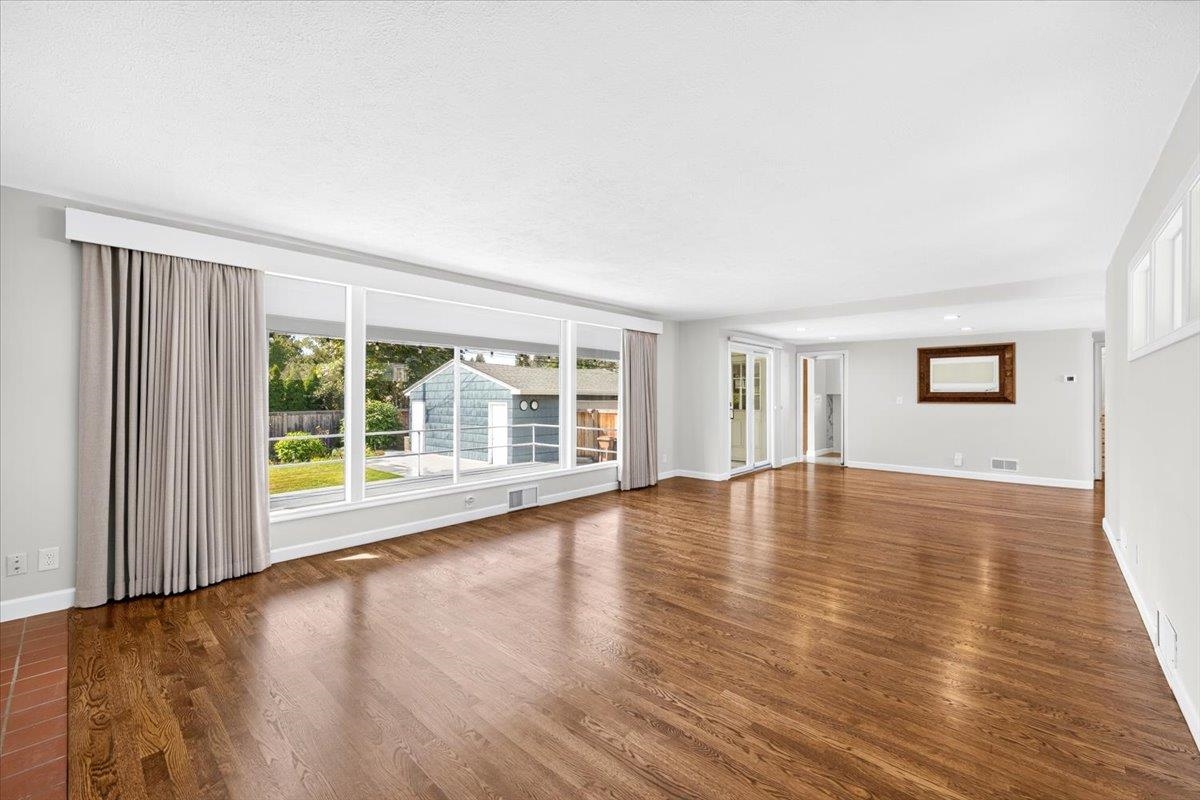 1208 E 27th Ave - Photo 11