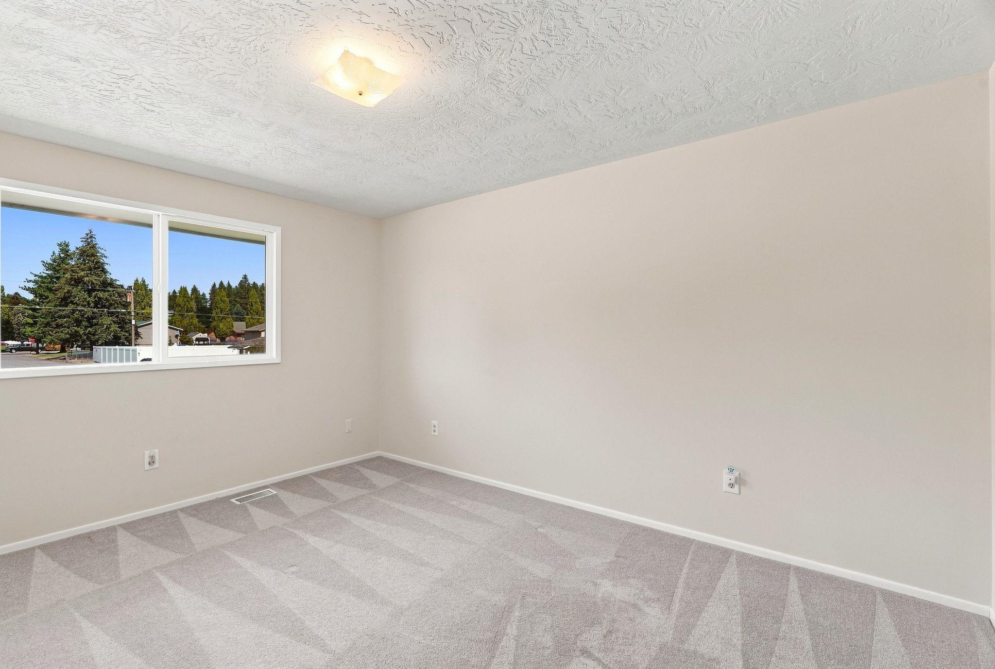 11912 E 25th Ave - Photo 15